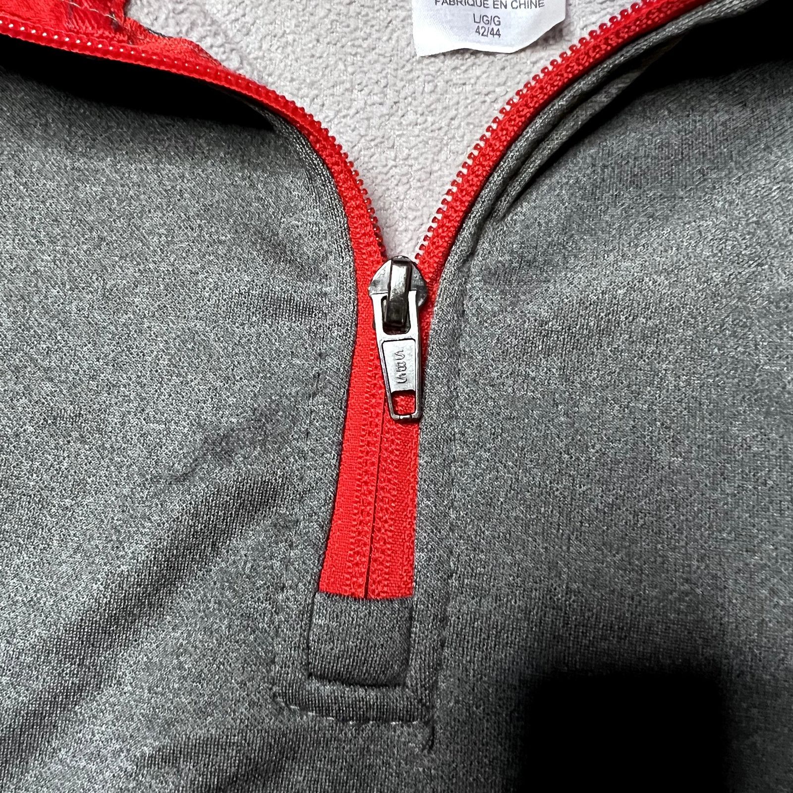 NHL Chicago Blackhawks NHL Gray/Red 1/4 Zip Pullover LG/XL Size US L / EU 52-54 / 3 - 5 Thumbnail