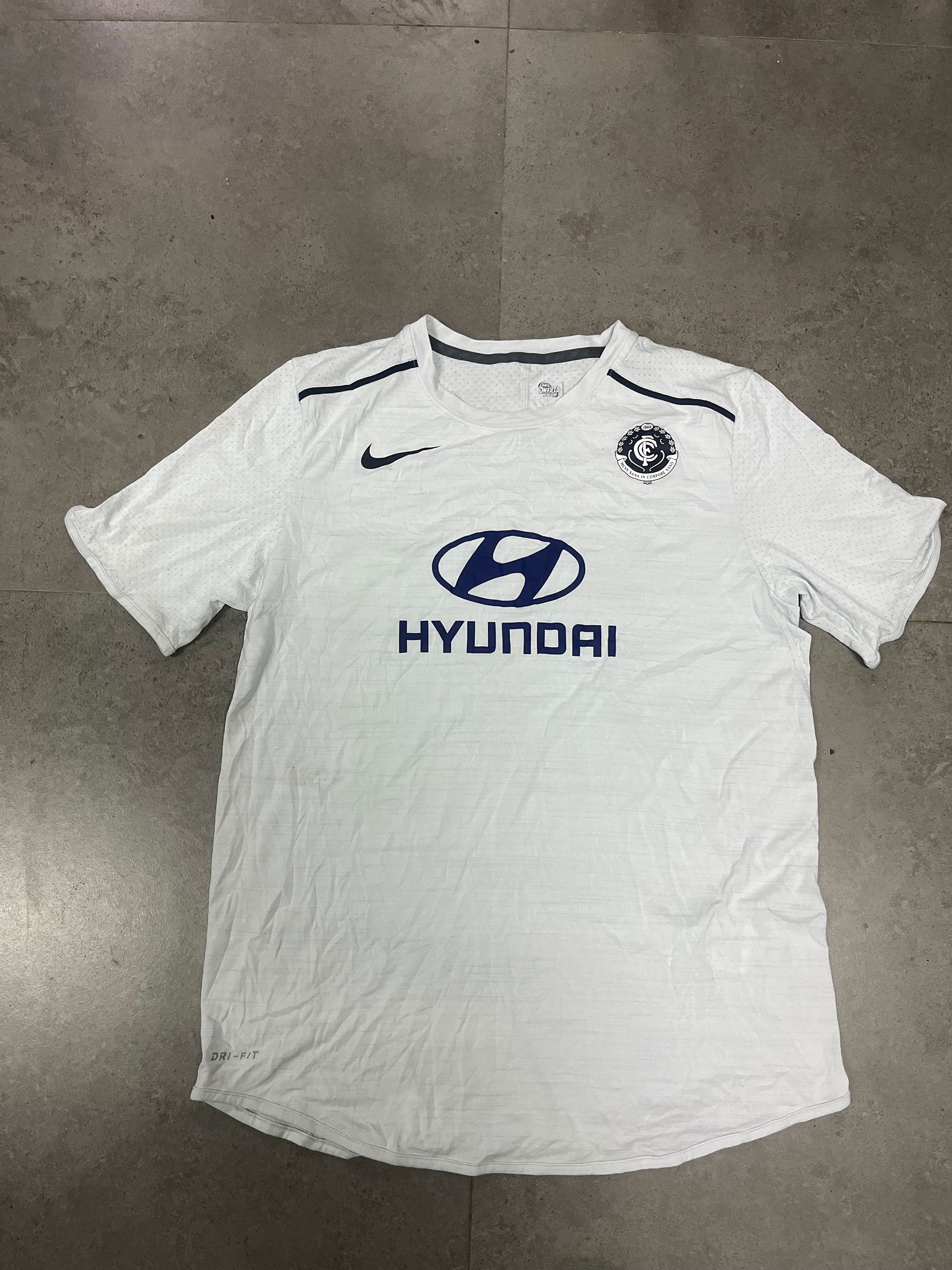 Nike AFL Football Rugby Hyundai Virgin Australia Jersey Kit