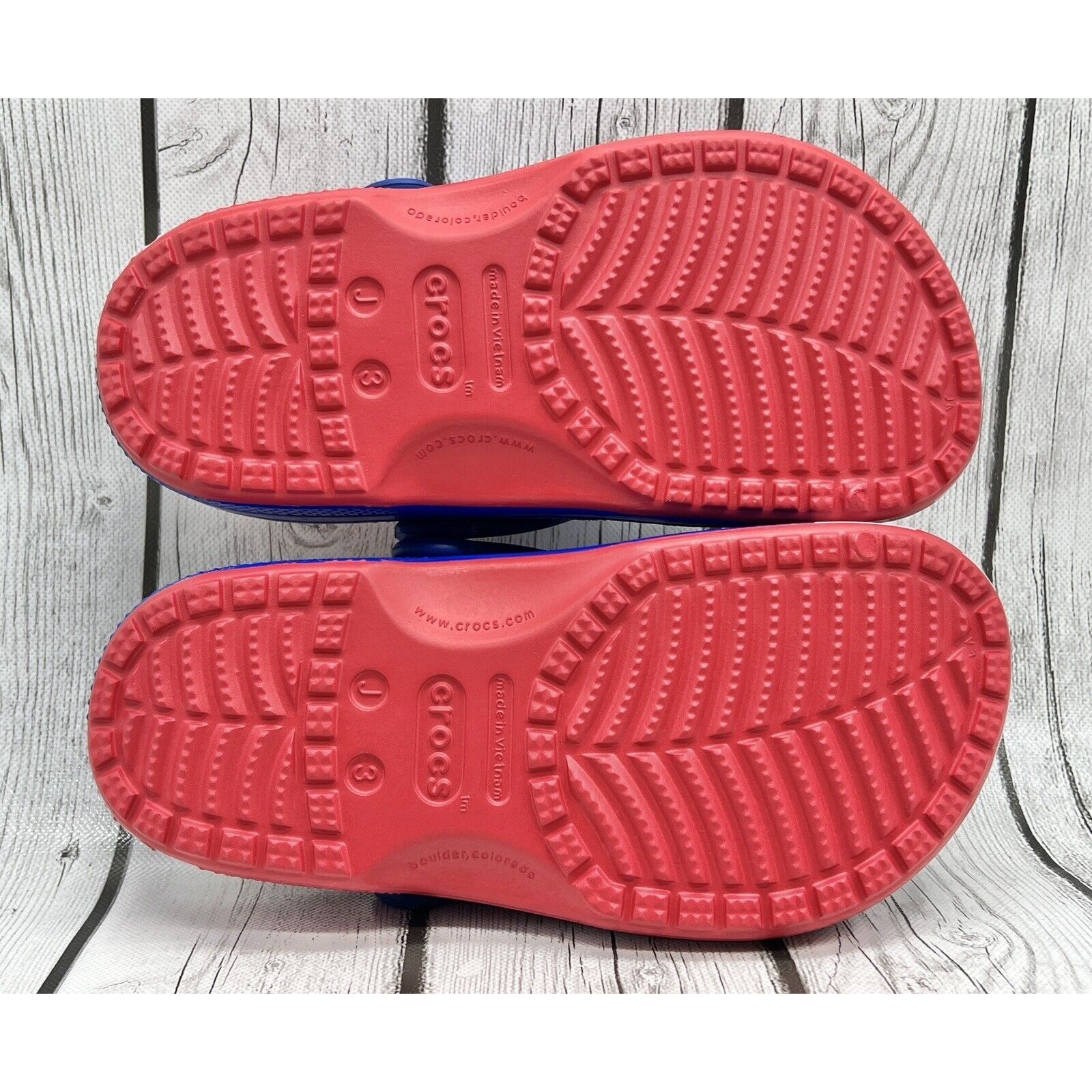 Crocs Size 7M/9W - Crocs Classic American Flag Clog - 205974 90H Size US 7 / EU 40 - 7 Thumbnail