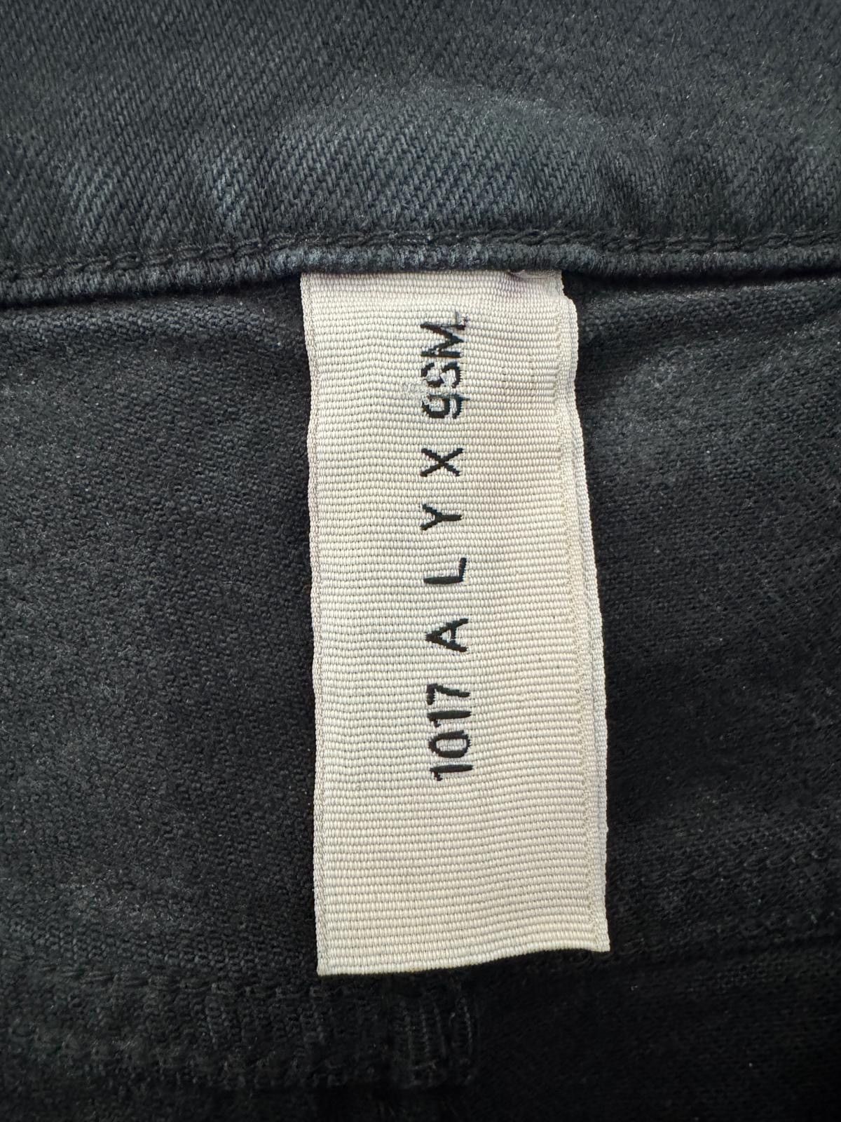 1017 ALYX 9SM 1017 ALYX 9SM Green Paint Denim Size US 32 / EU 48 - 5 Thumbnail