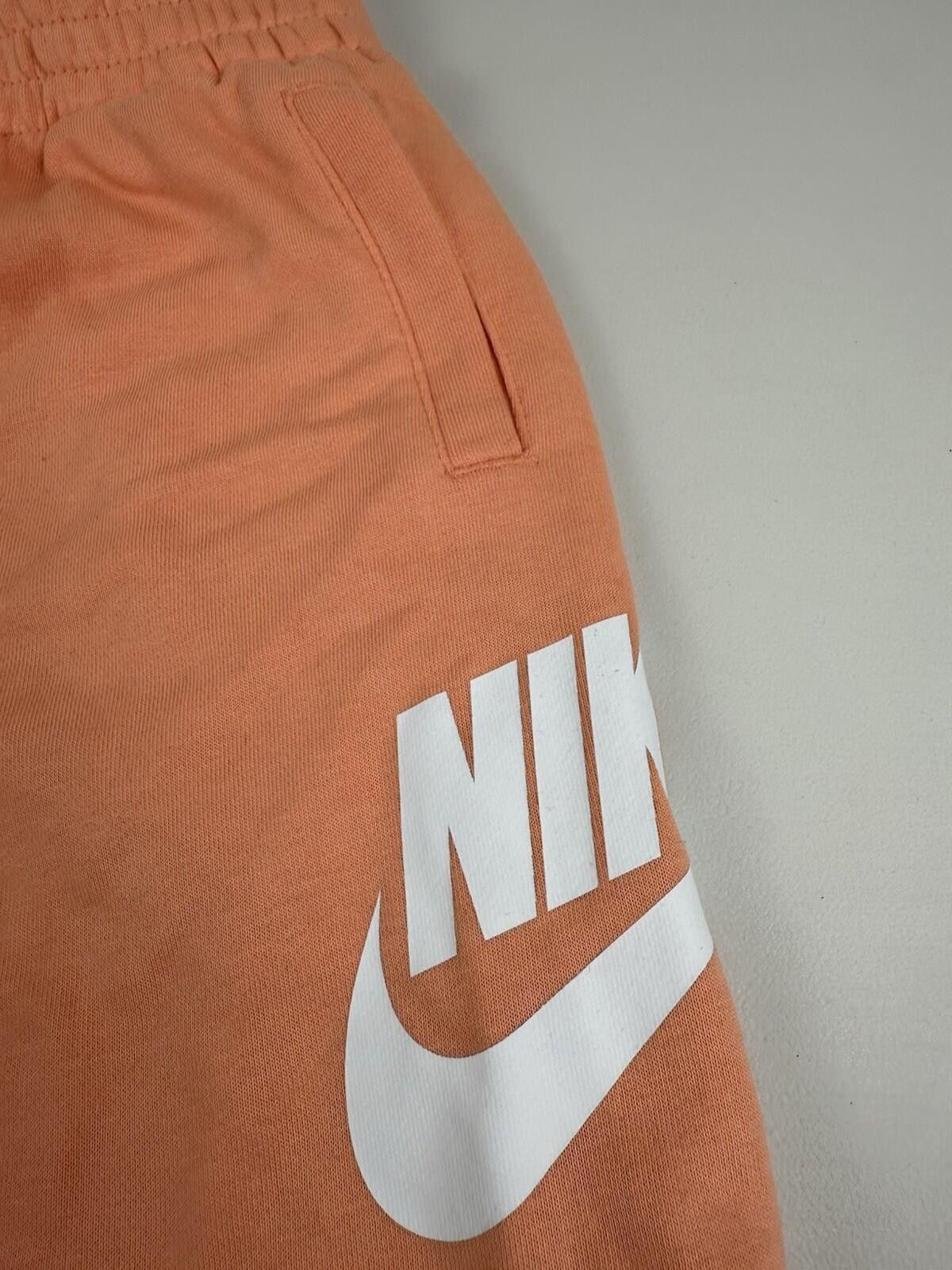 Nike Nike Sportswear Club Fleece Shorts SIZE CHILD MEDIUM Size US 26 / EU 42 - 8 Thumbnail