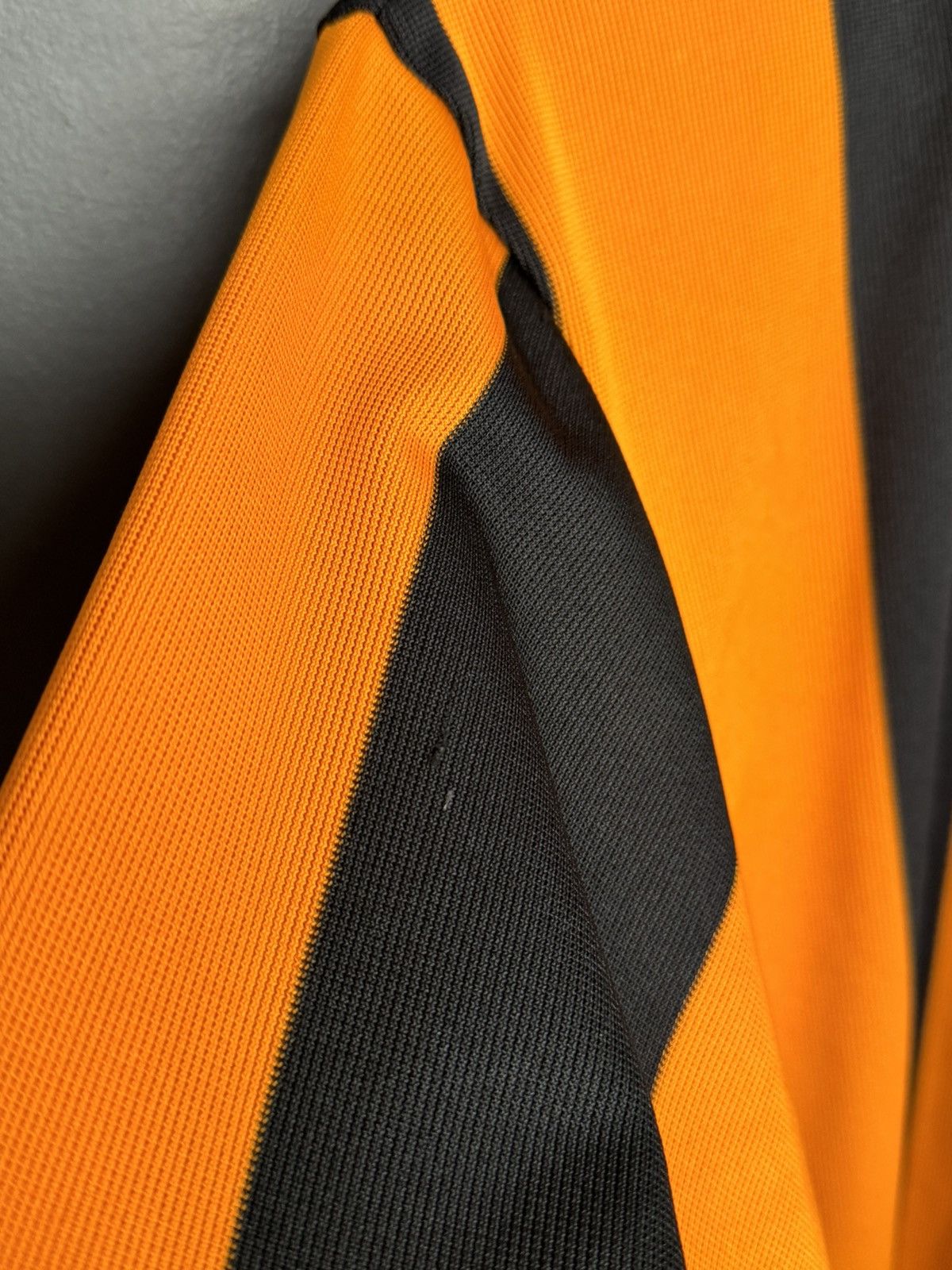 Diadora Hull City 04/05 Home Football Long Sleeve Jersey Size US S / EU 44-46 / 1 - 15 Thumbnail