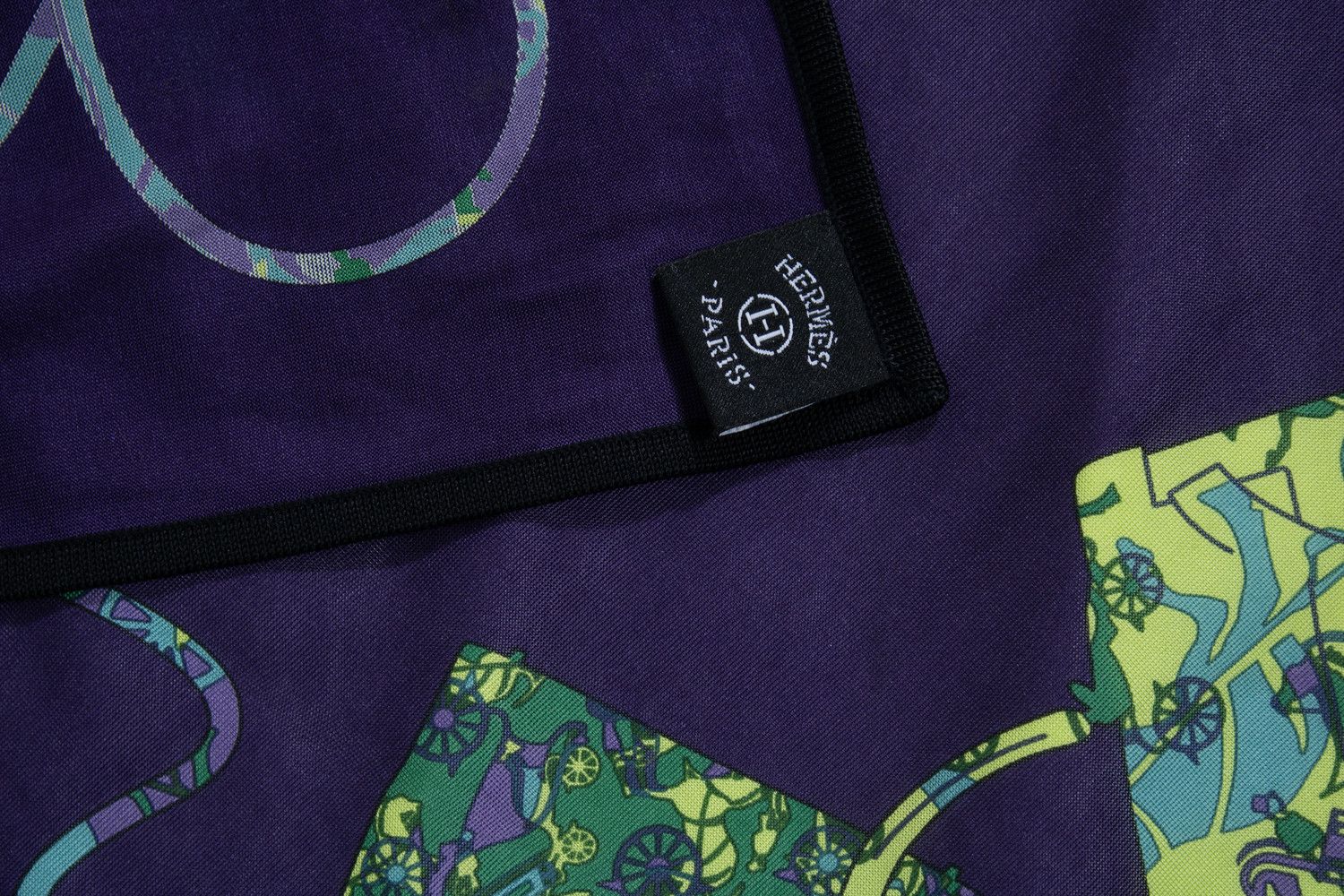 Hermes Hermes, Kelly horse carriage silk scarf in purple Size ONE SIZE - 9 Thumbnail