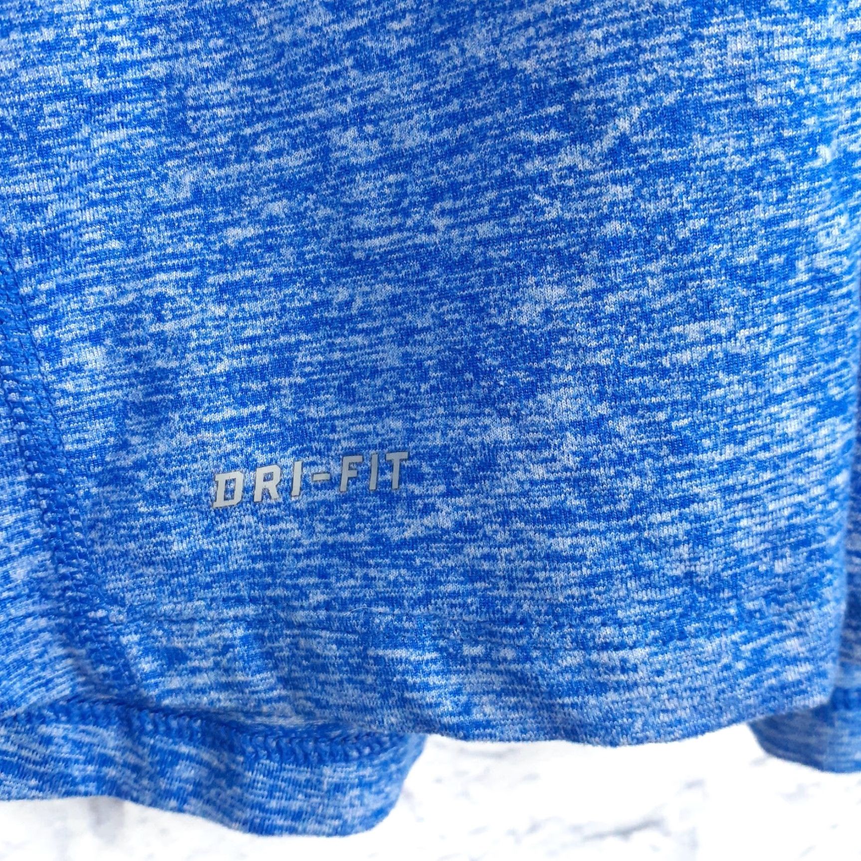 Nike Nike Element Dri-Fit Running Long Sleeve 1/4 Zip Pullover Shirt Womens Small Blue Casual Activewear Nike Dri-Fit 1/4 Zip Running & Jogging Women S Size S / US 4 / IT 40 - 4 Thumbnail