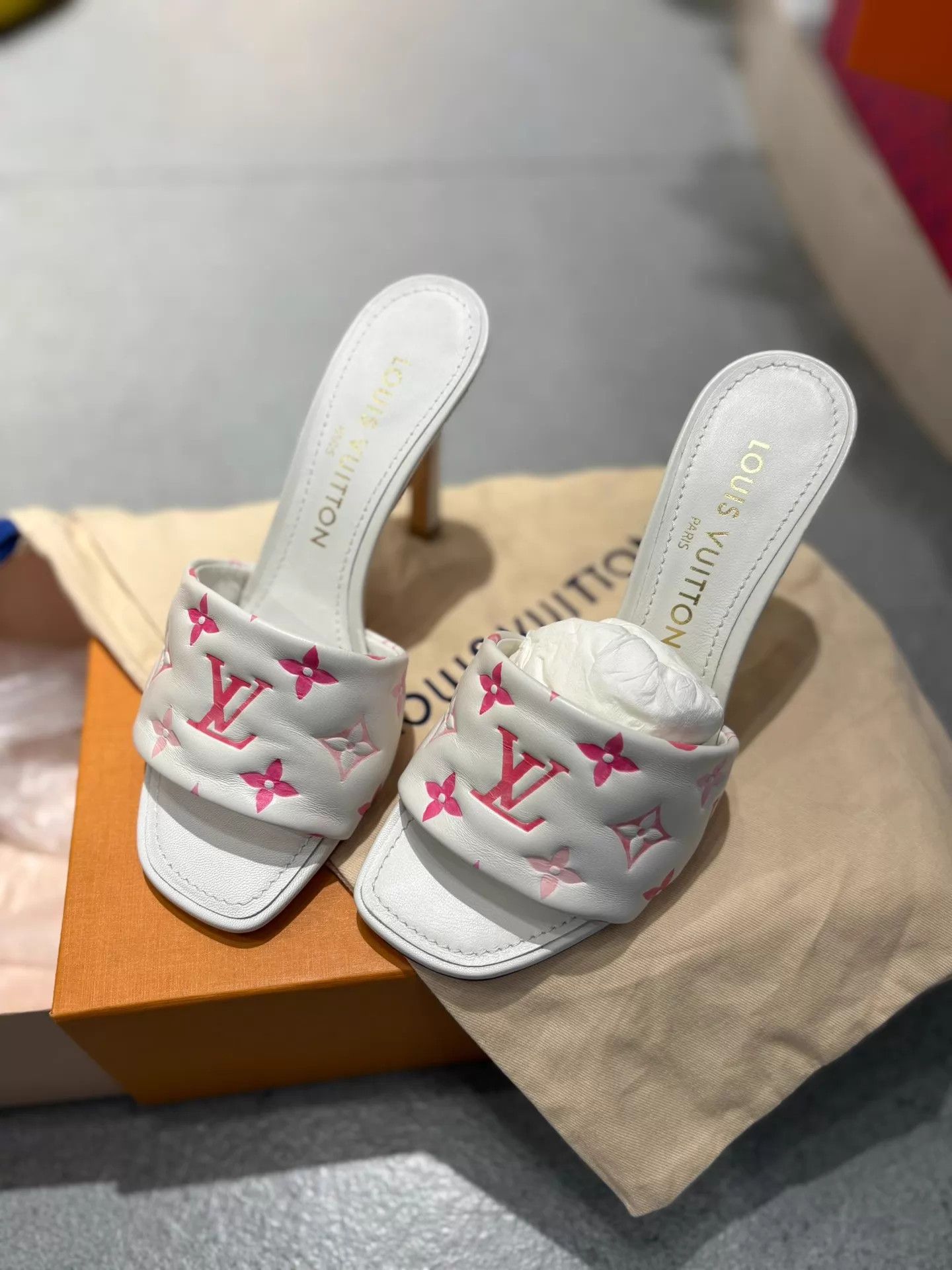 Louis Vuitton LV Pink & White Embossed Monogram Heels 37 New Box Size US 6.5 / IT 36.5 - 2 Thumbnail