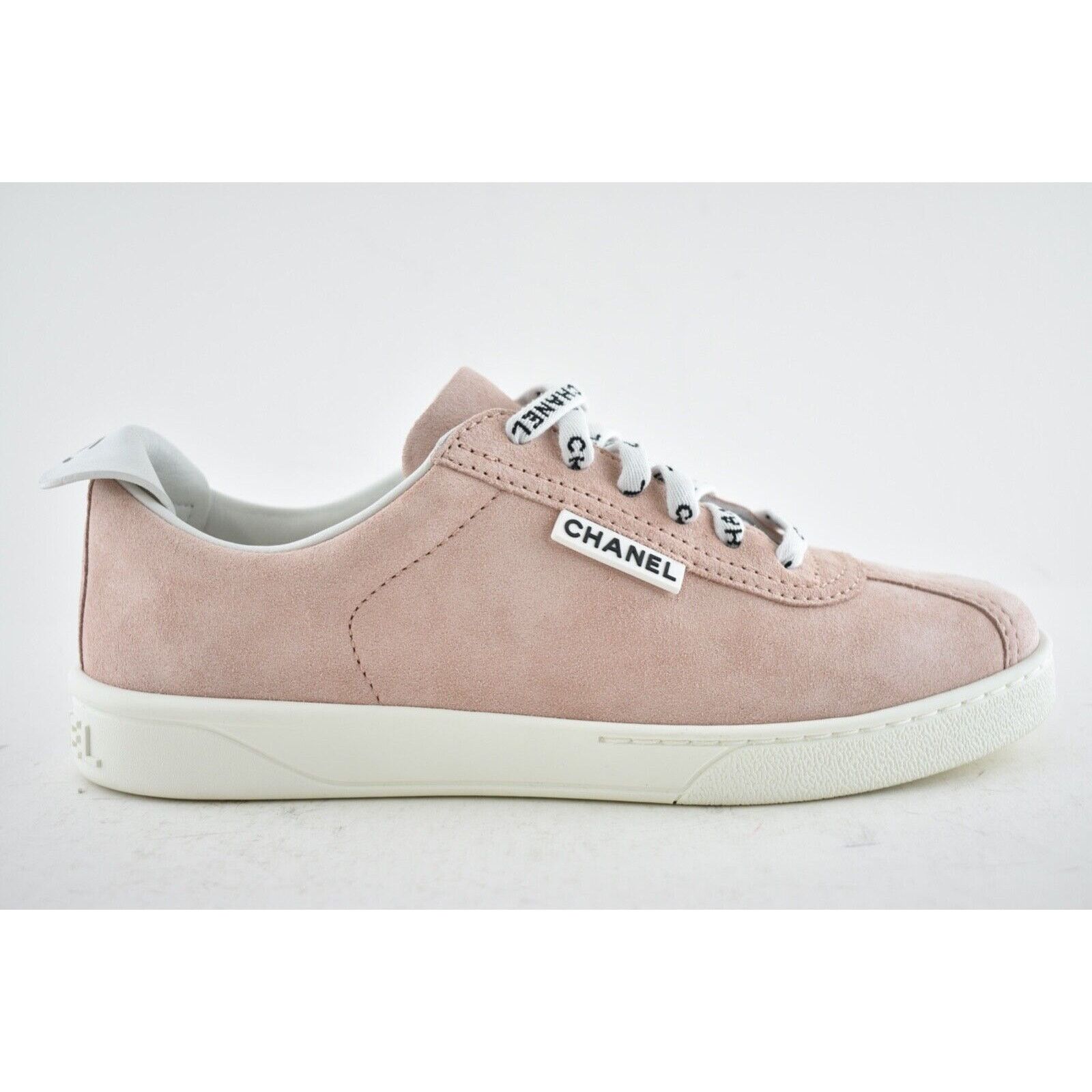 Chanel 20S Weekender CC Logo Laces Low Top Flat Runner Sneaker 42 Size US 12 / IT 42 - 1 Thumbnail