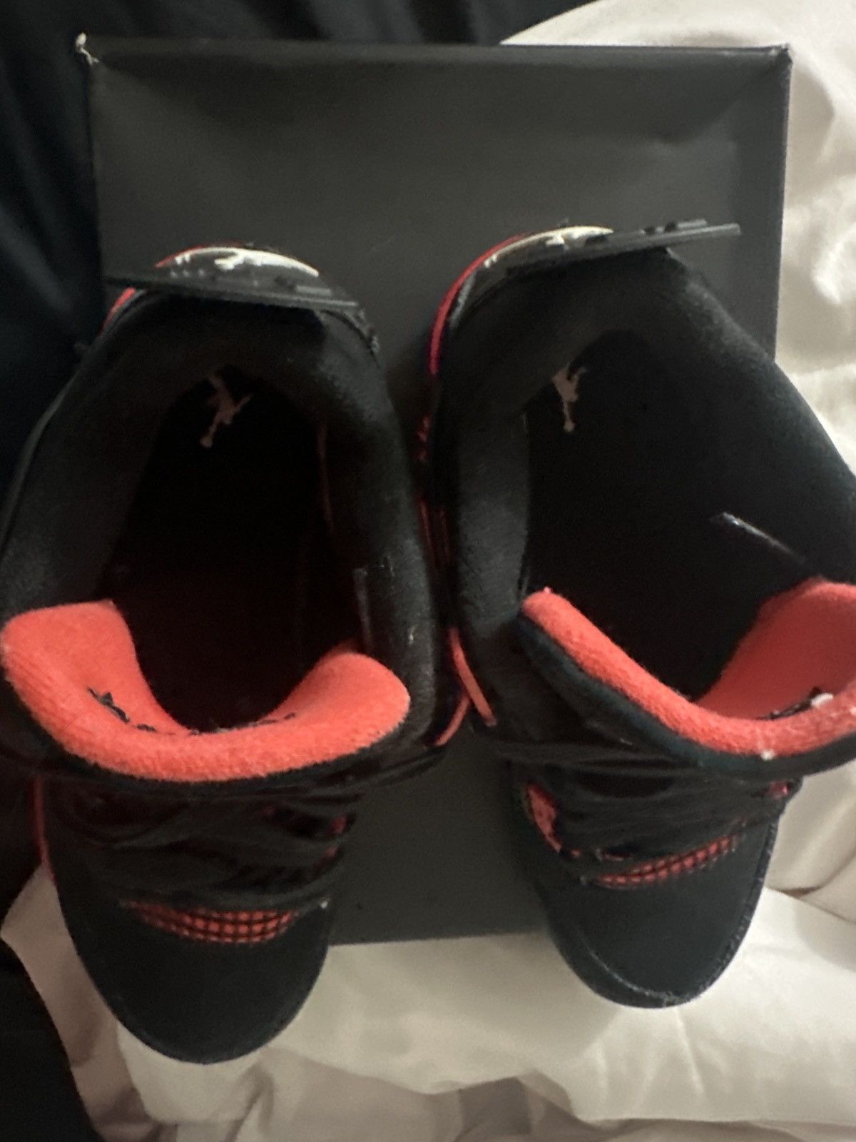 Jordan Brand Red Thunder 4s Size US 5 / EU 37 - 6 Thumbnail