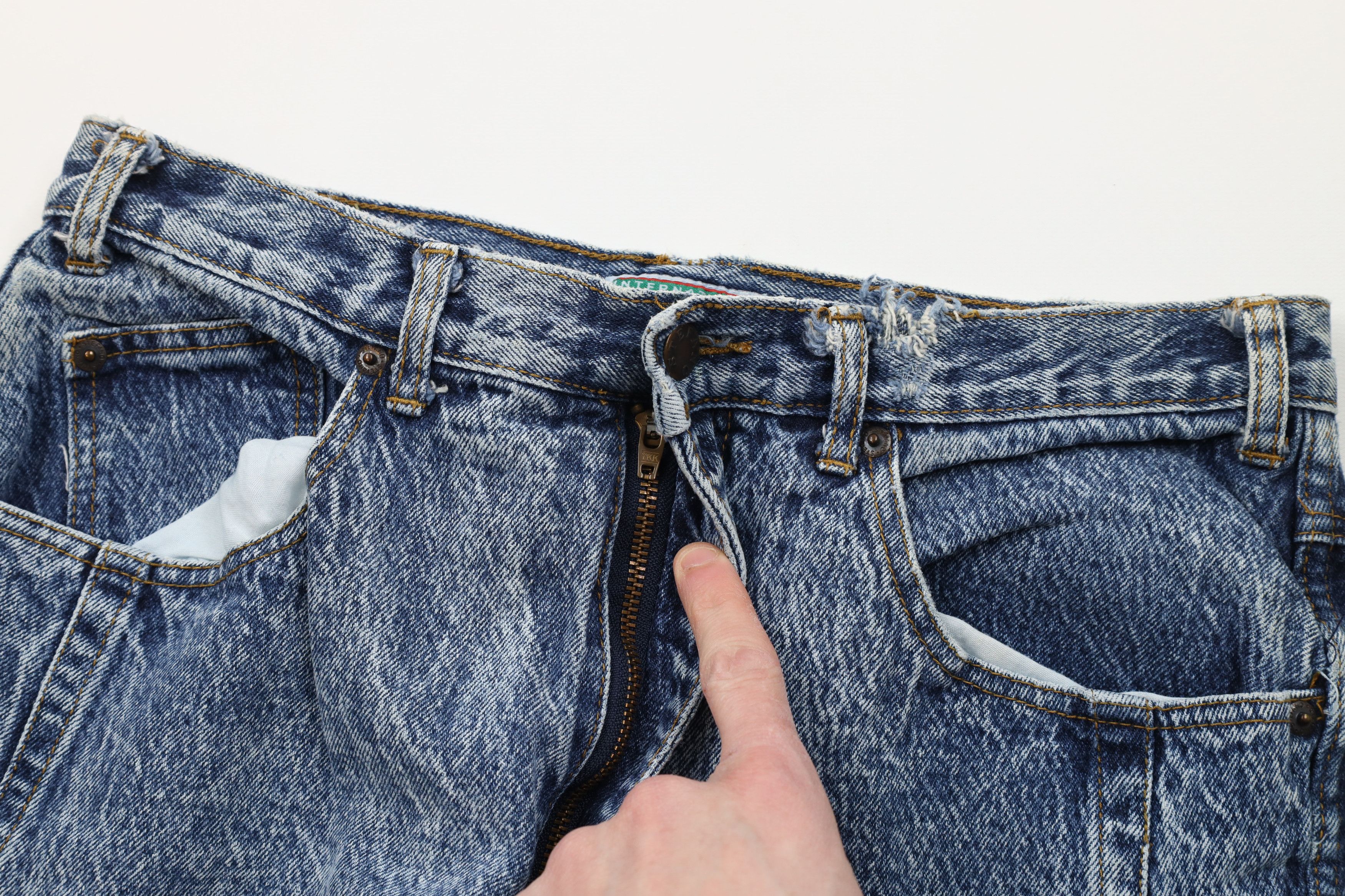 Vintage Vintage 90s Streetwear Tapered Leg Acid Wash Denim Jeans Size 32" / US 10 / IT 46 - 9 Thumbnail