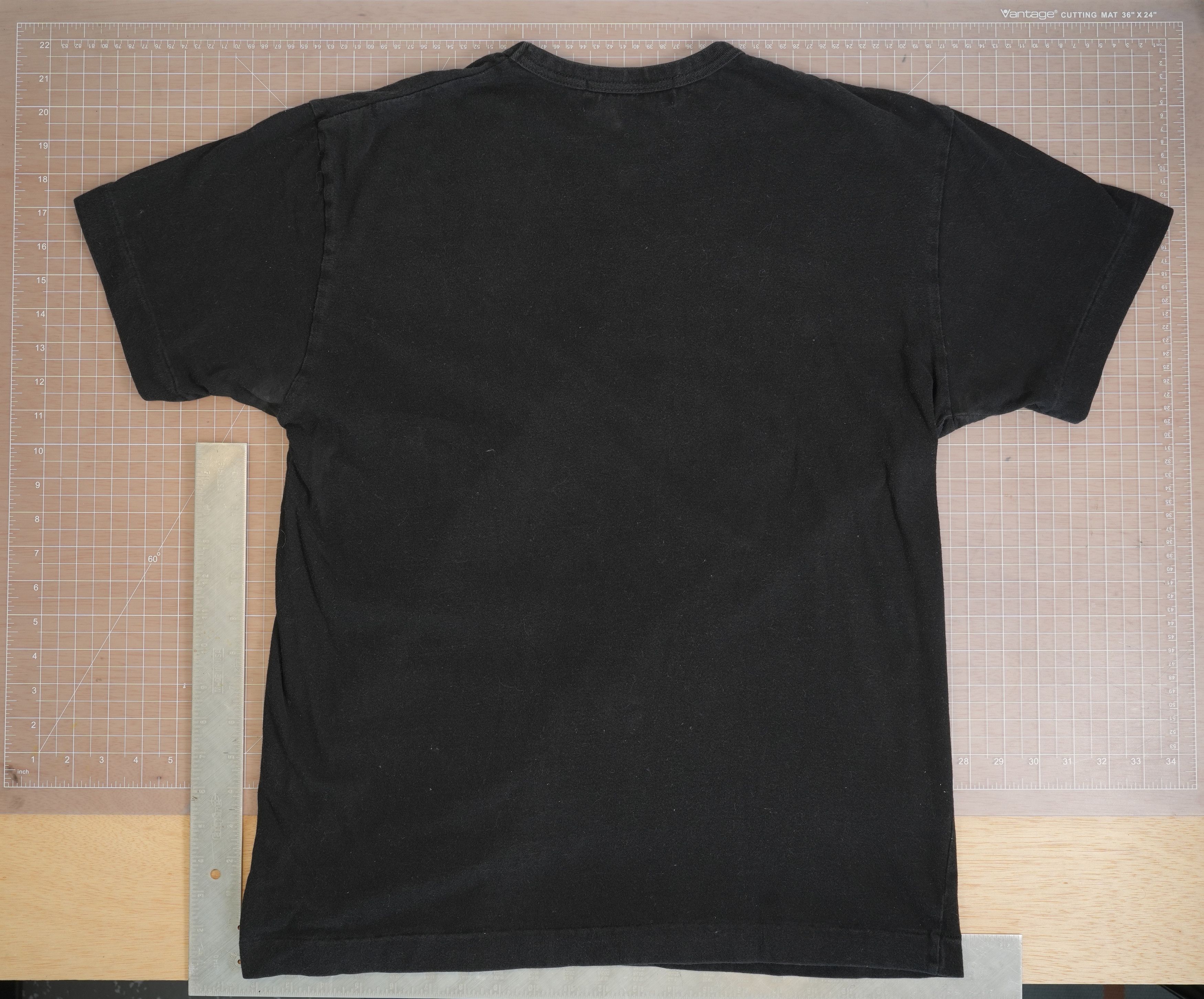 Comme des Garcons CDG Play Black on Black Tshirt Size US M / EU 48-50 / 2 - 2 Thumbnail
