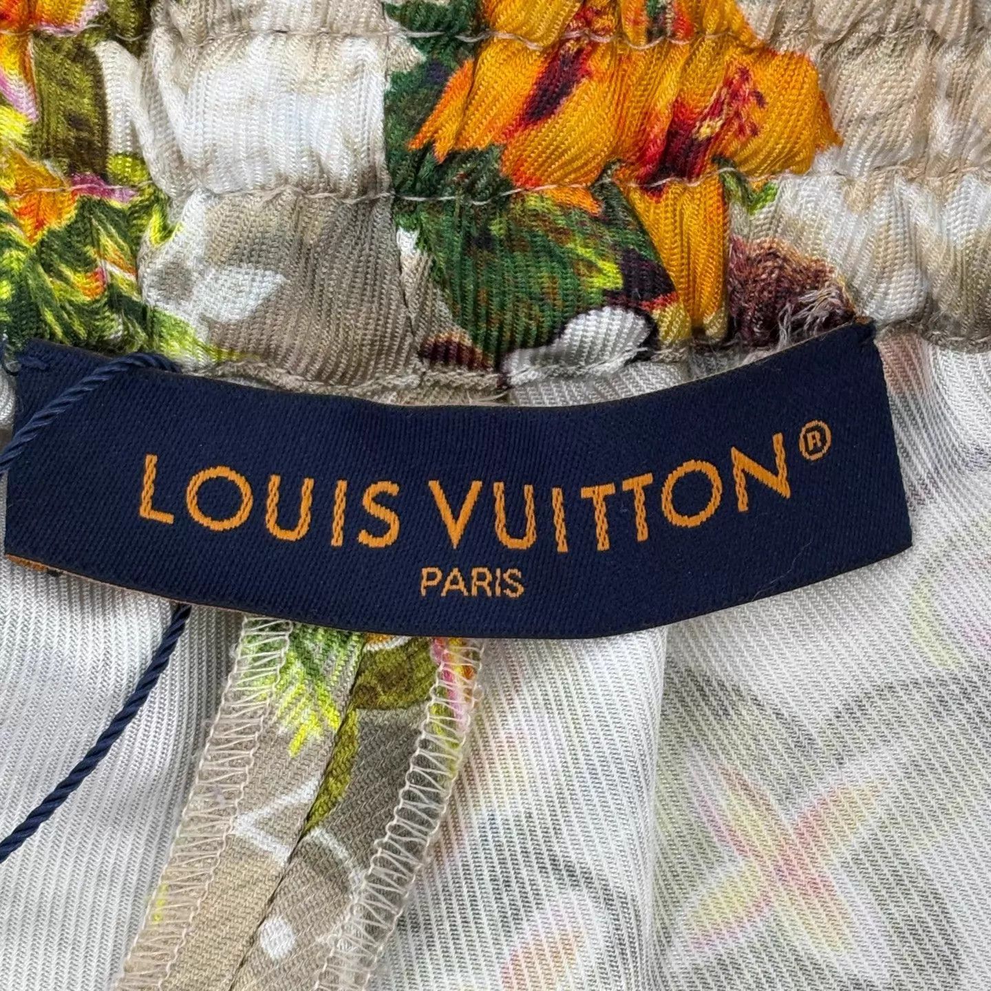 Louis Vuitton LOUIS VUITTON New Floral Palm Tree Silk Shorts 46 Size US 30 / EU 46 - 3 Thumbnail