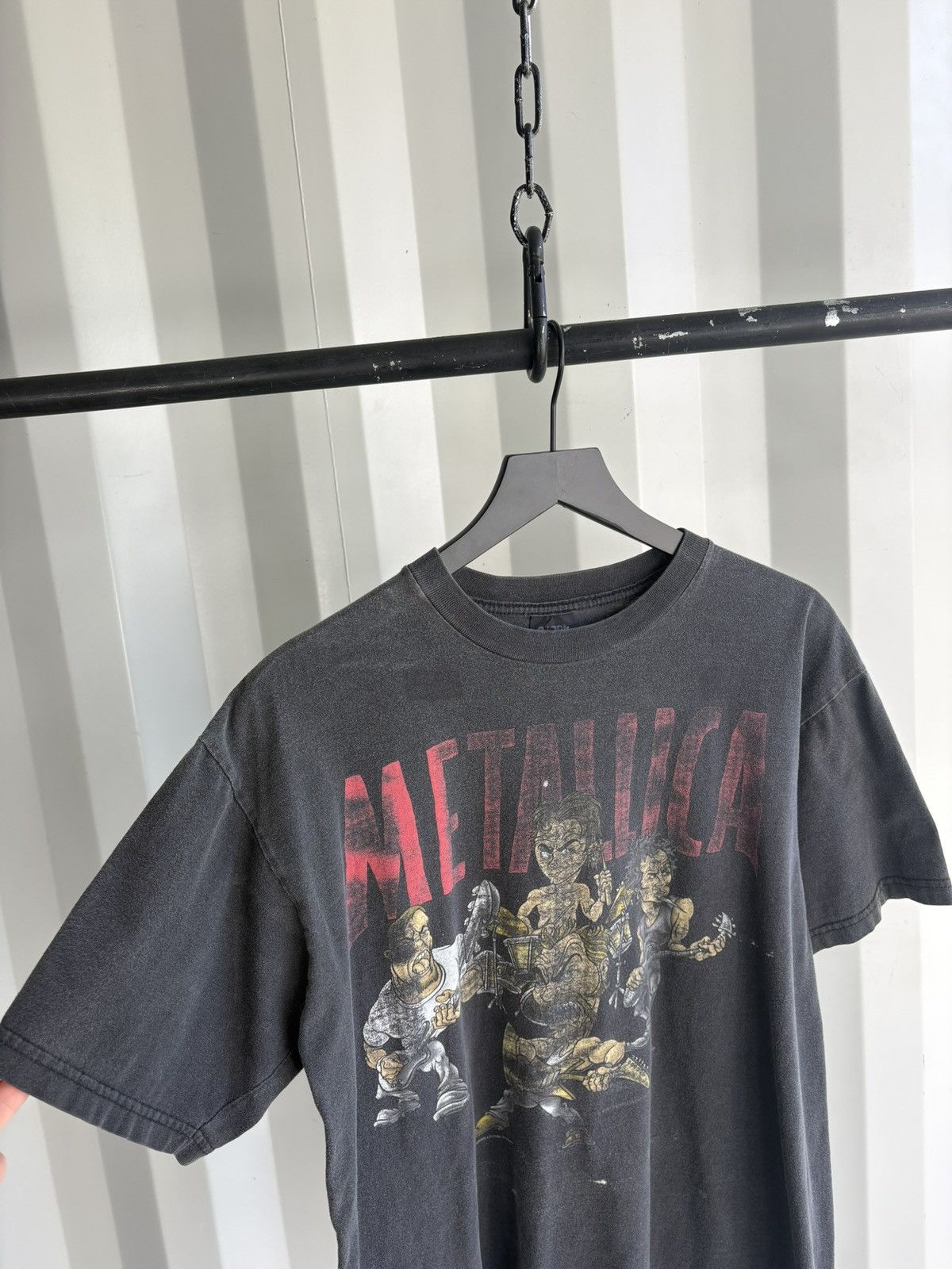 Band Tees Vintage Metallica Shirt Thrashed Faded Distressed GRUNGE Size US L / EU 52-54 / 3 - 4 Thumbnail