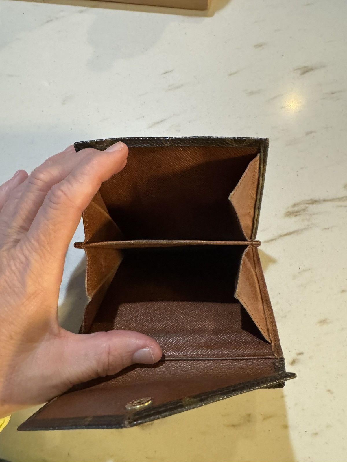 Other Louis Vuitton Monogram Brown Envelope Wallet for Women Size ONE SIZE - 6 Thumbnail