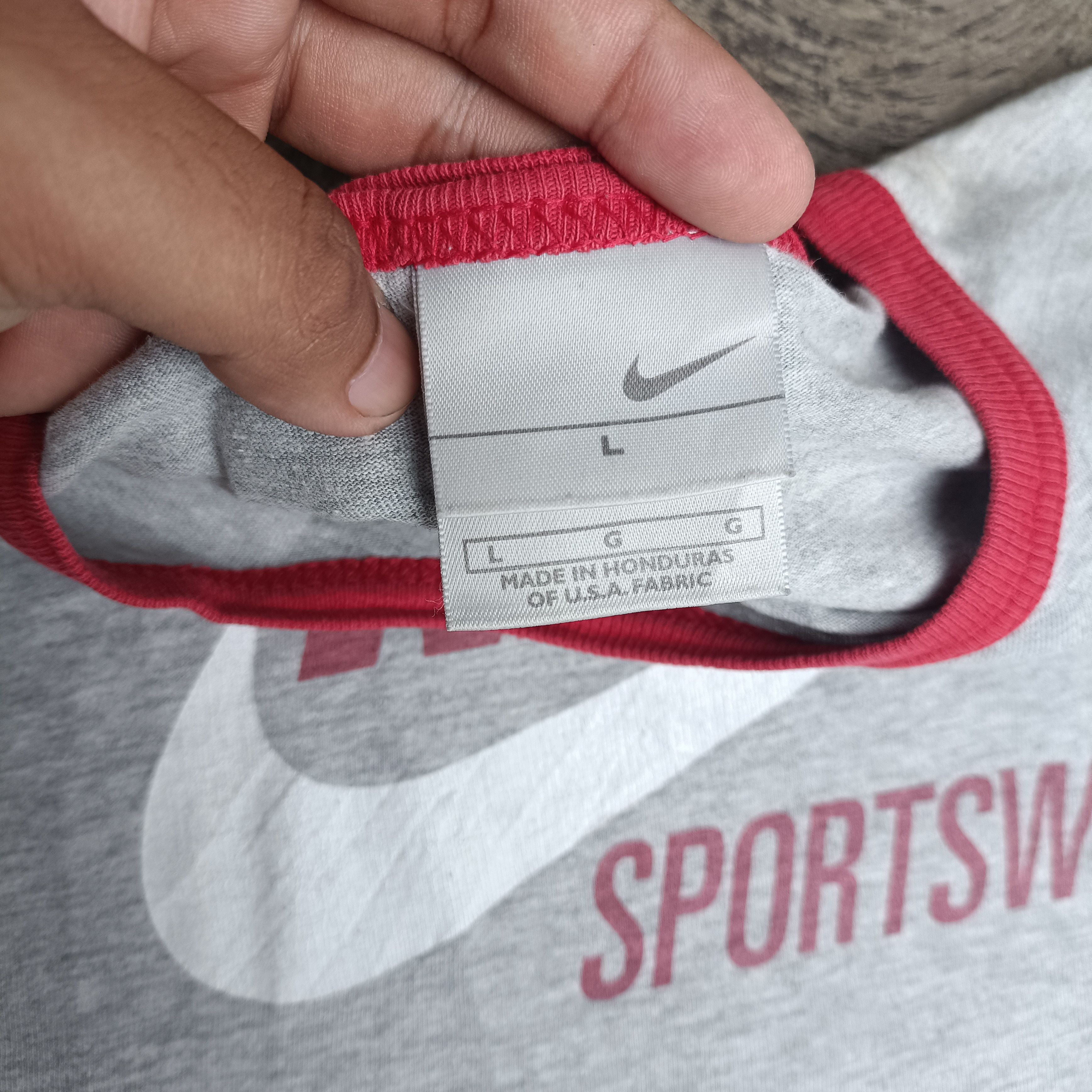 Vintage Vintage Nike Ringer Tee Y2K Size US L / EU 52-54 / 3 - 5 Thumbnail