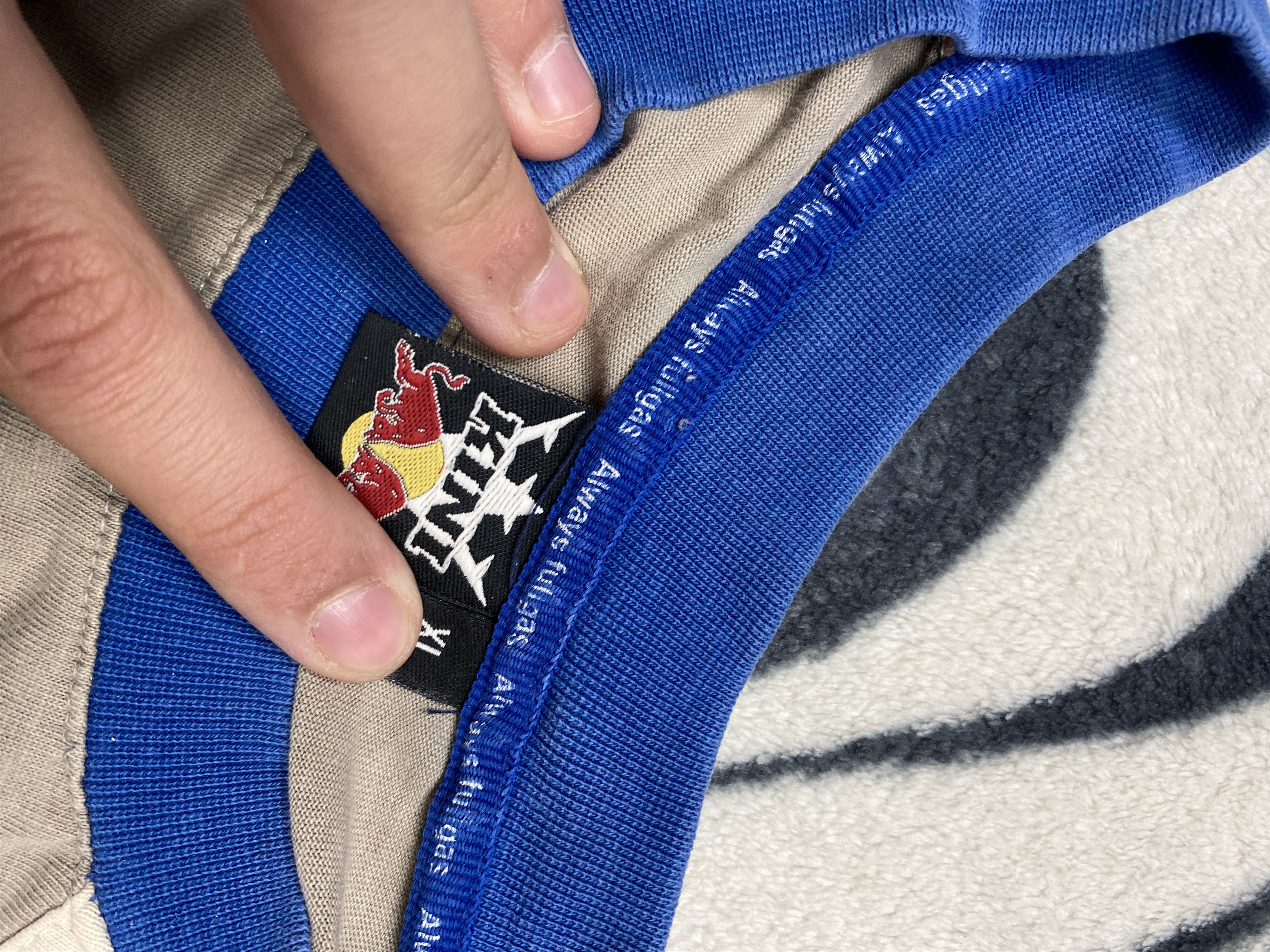 Red Bull × Vintage Red Bull Kini Racing Vintage T-Shirt Y2K Tee Size US XL / EU 56 / 4 - 6 Thumbnail