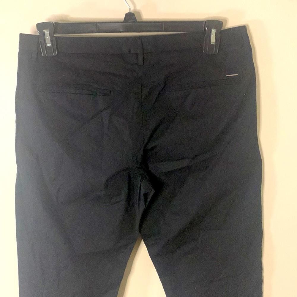 Hugo Boss Modern Chino-BOSS- 32/28 - Blk -97%Ctn,3% Elastic - slim fit Size US 32 / EU 48 - 6 Thumbnail
