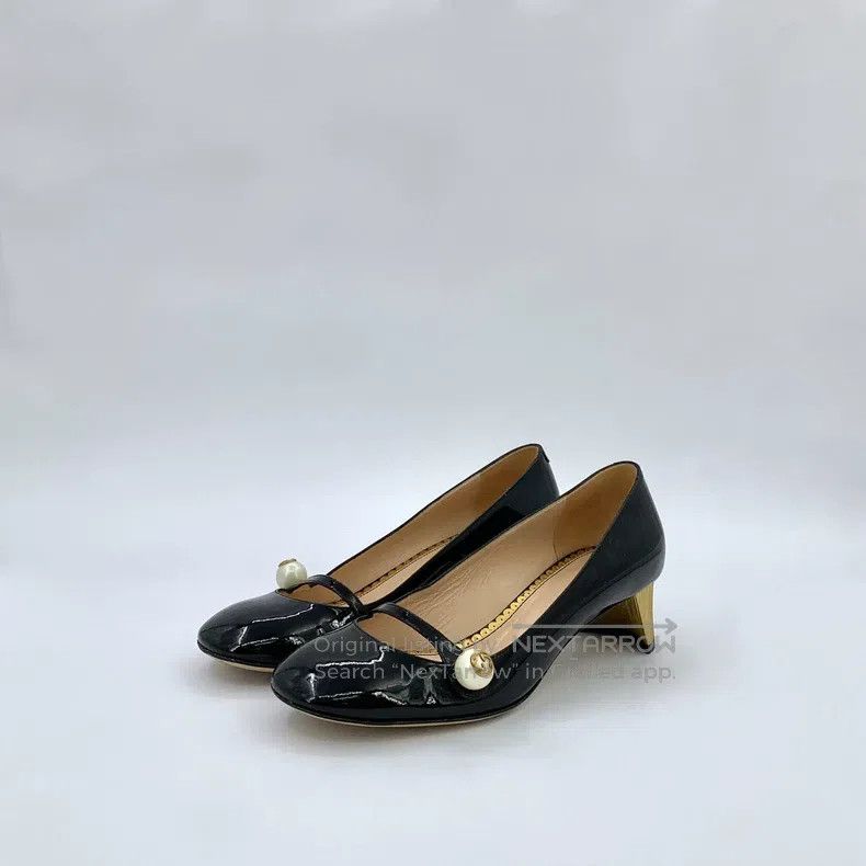 Gucci Gucci Black round toe pearl buckle Mary Jane high heels Size US 6 / IT 36 - 1 Thumbnail