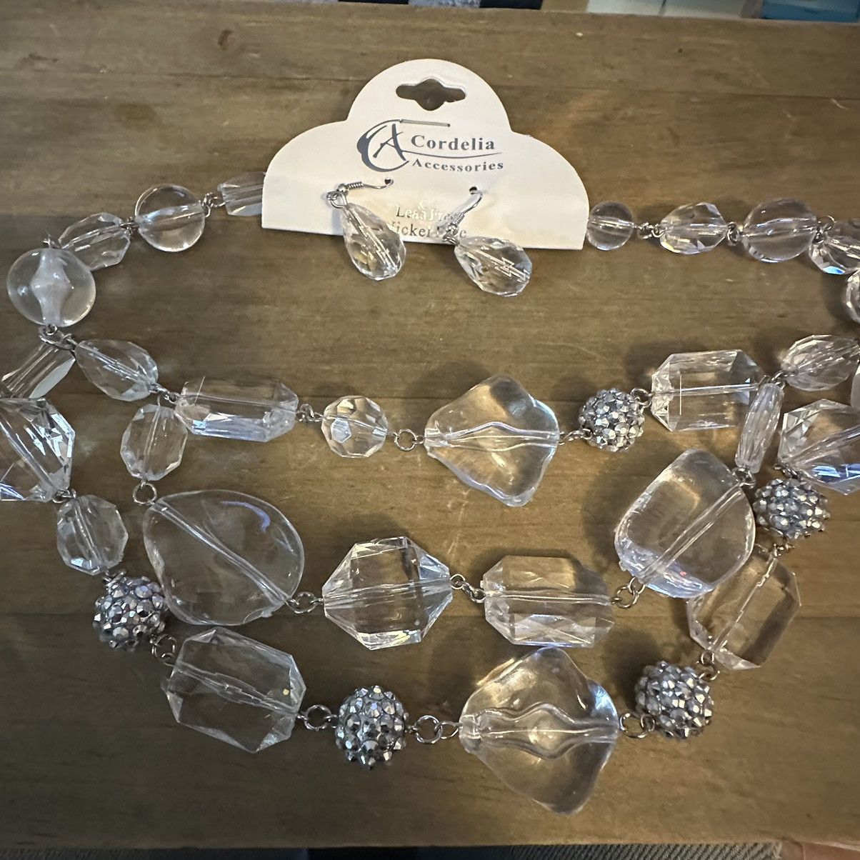Other Chunky clear bead layered statement necklace and earrings Size ONE SIZE - 3 Thumbnail