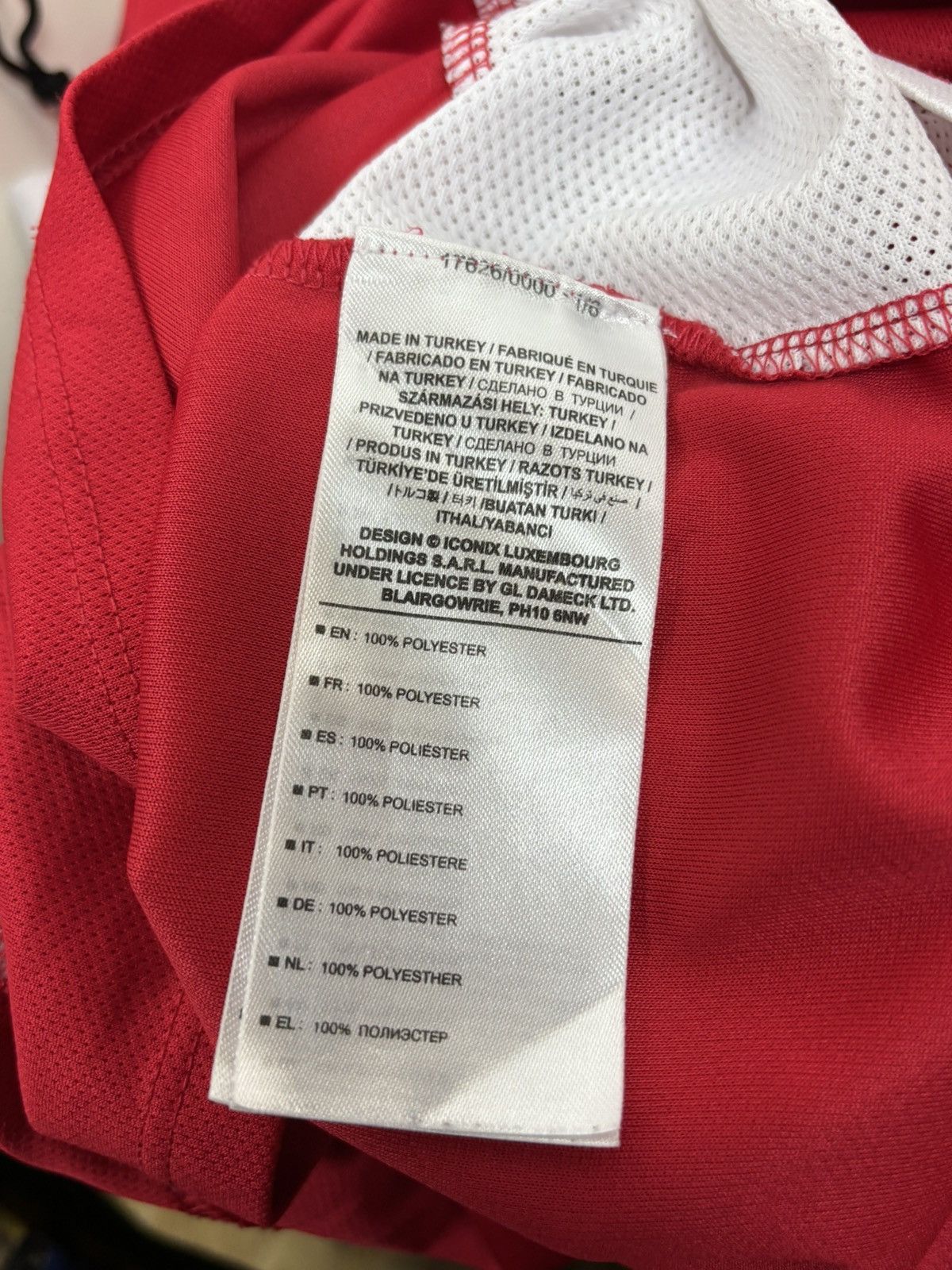 Umbro PSV Eindhoven Umbro Heritage 2016 Fourth Soccer Jersey M Red Size US M / EU 48-50 / 2 - 11 Thumbnail