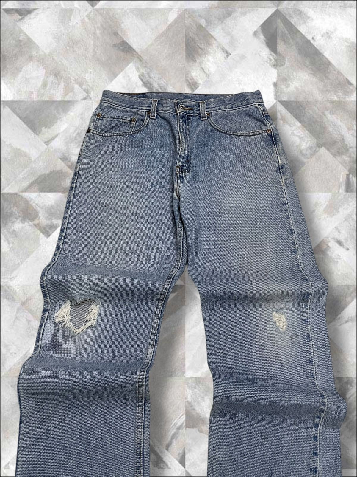 Levi's Vintage Clothing Vintage Designer Levis 505 Distressed Cloud Blue Denim Size US 30 / EU 46 - 4 Thumbnail