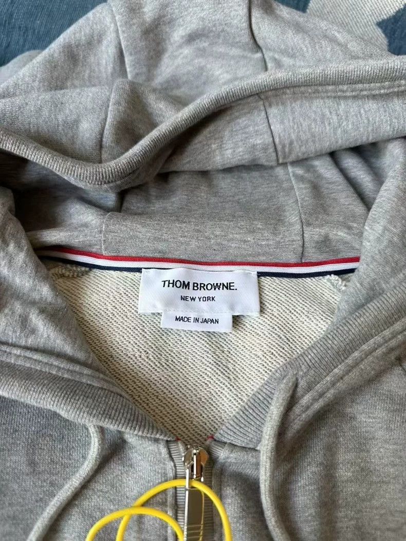 Thom Browne THOM BROWNE4Grey Knit Coat 2502-Nextarrow Size US XL / EU 56 / 4 - 2 Thumbnail