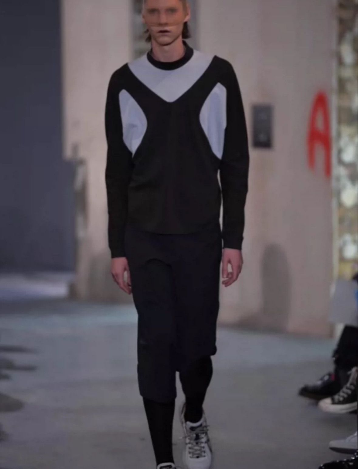 Kiko Kostadinov kiko kostadinov ss18 Fall Charriere Long Sleeve Pullover Size US M / EU 48-50 / 2 - 6 Thumbnail