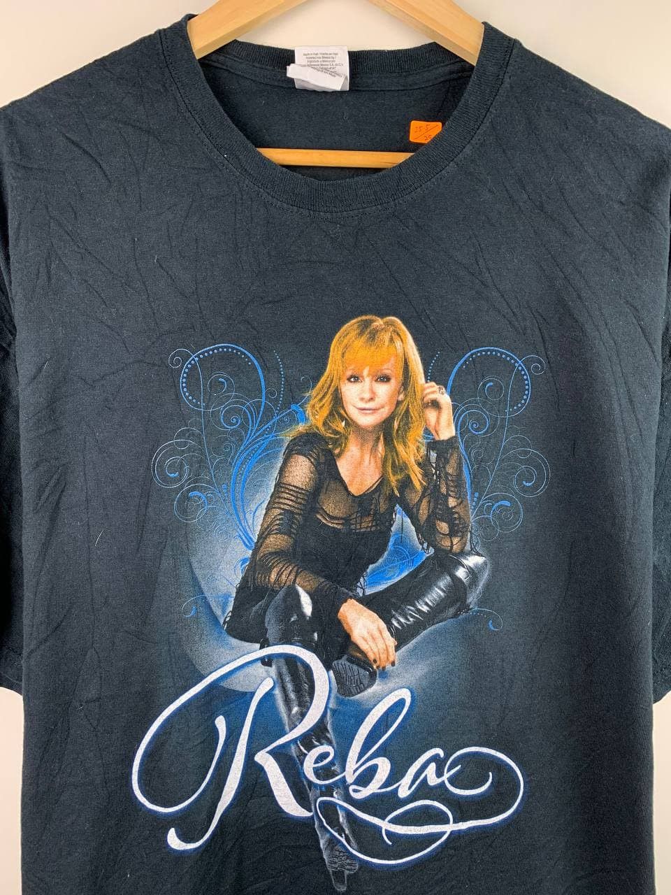 Band Tees Vtg Reba Solo Singer Overprint Country Rock Band Tee Size US XXL / EU 58 / 5 - 2 Thumbnail