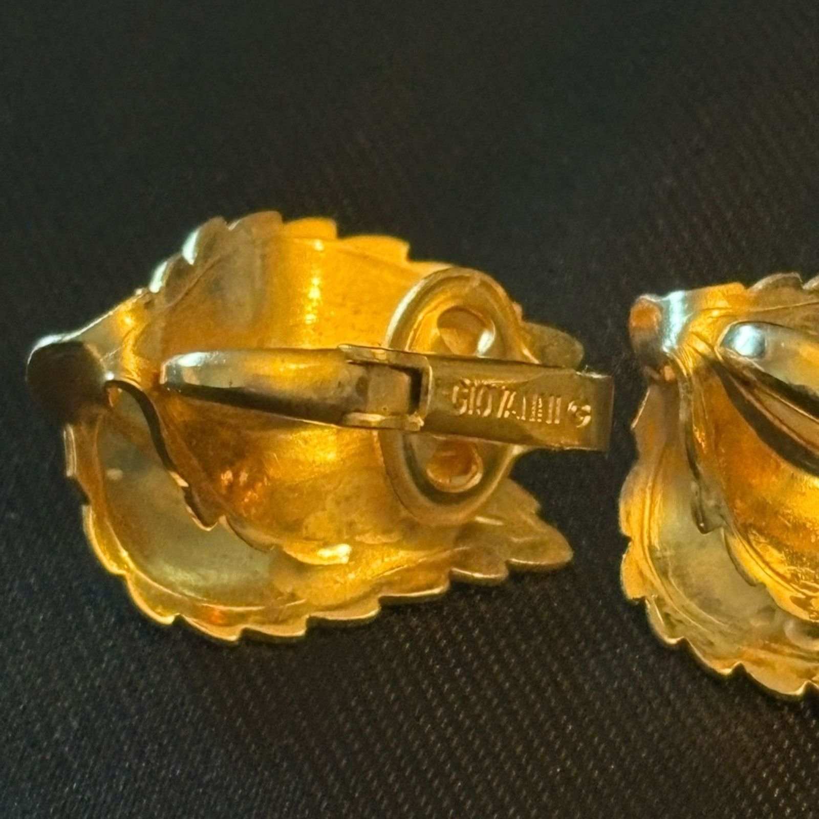 Other Vintage Signed GIOVANNI Double Leaf CLIP ON Earrings Size ONE SIZE - 9 Thumbnail
