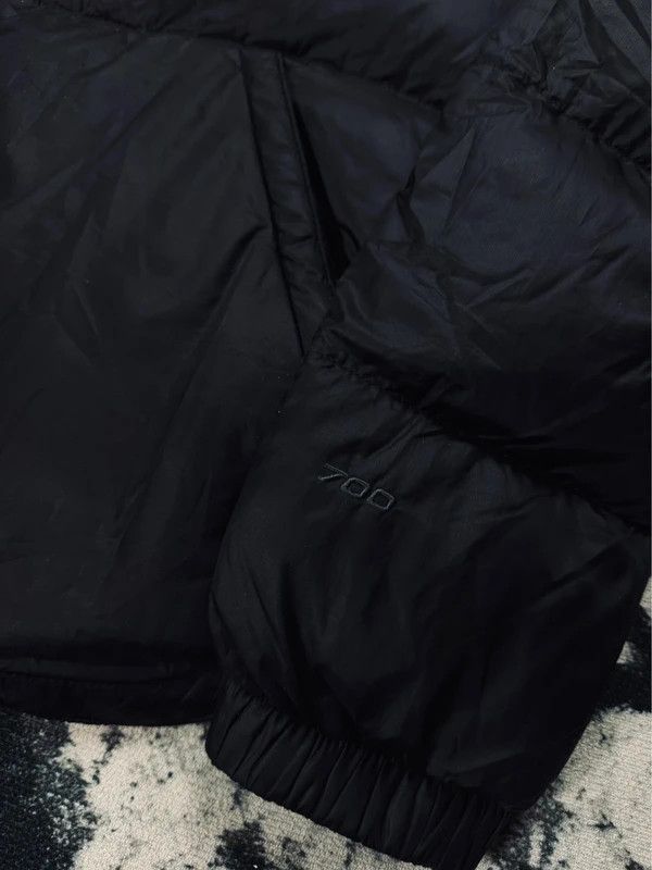 The North Face The North Face Nuptse 700 XS TNF Down Jacket Black on Black Size US XS / EU 42 / 0 - 3 Thumbnail