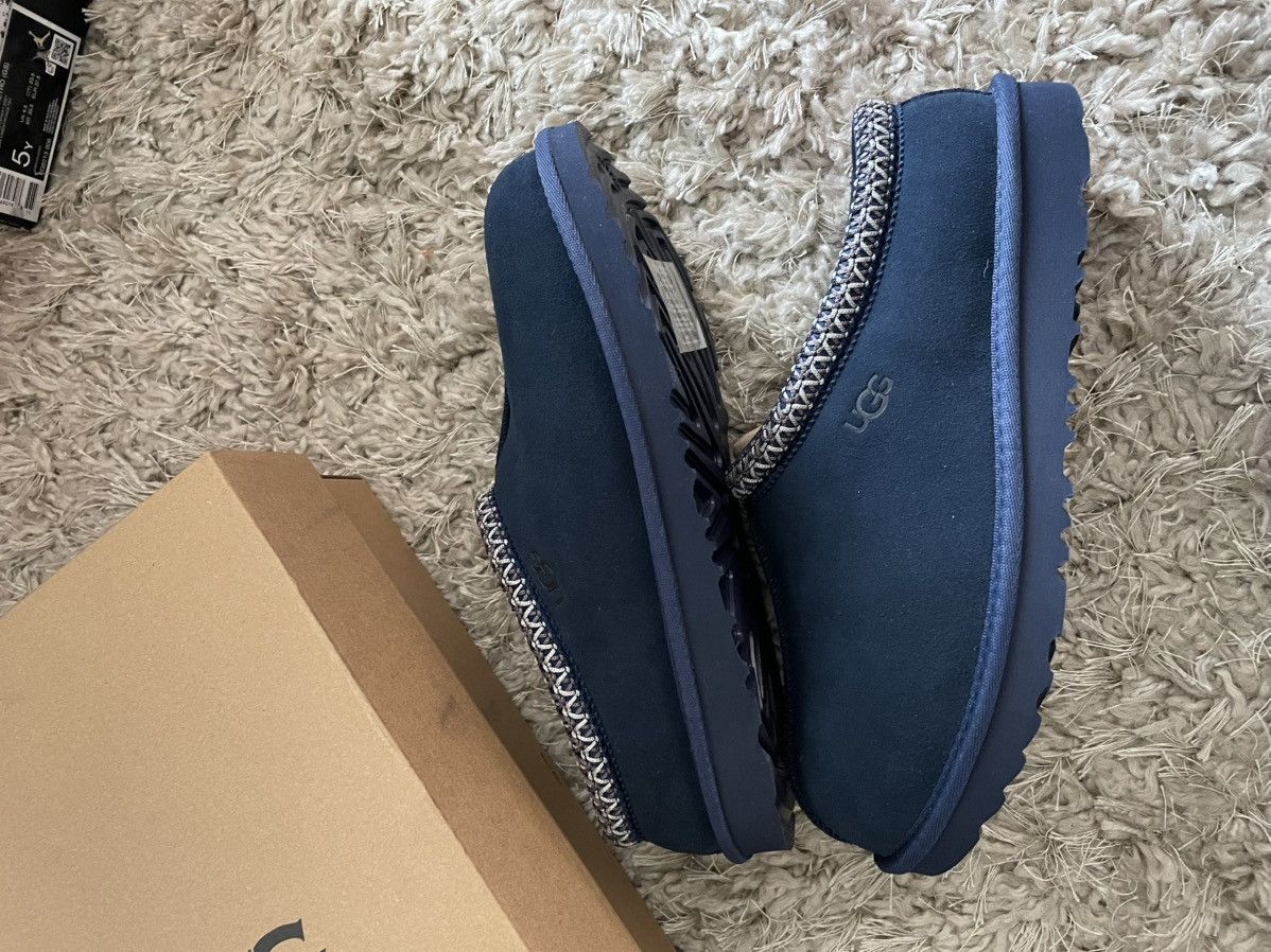 Ugg Uggs tasman in blue Size US 6 / EU 39 - 2 Thumbnail