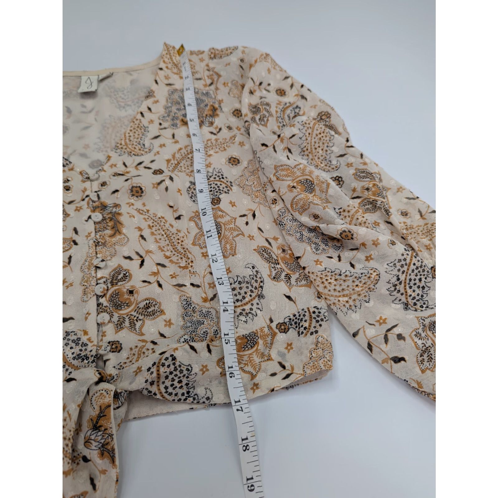 Joie **Joie Ivory Lined Long Sleeve Tie Front V-Neck Flared Blouse XS** User: **Joie Ivory Lined Long Sleeve Tie Front Flared Blouse XS** Size XS / US 0-2 / IT 36-38 - 4 Thumbnail