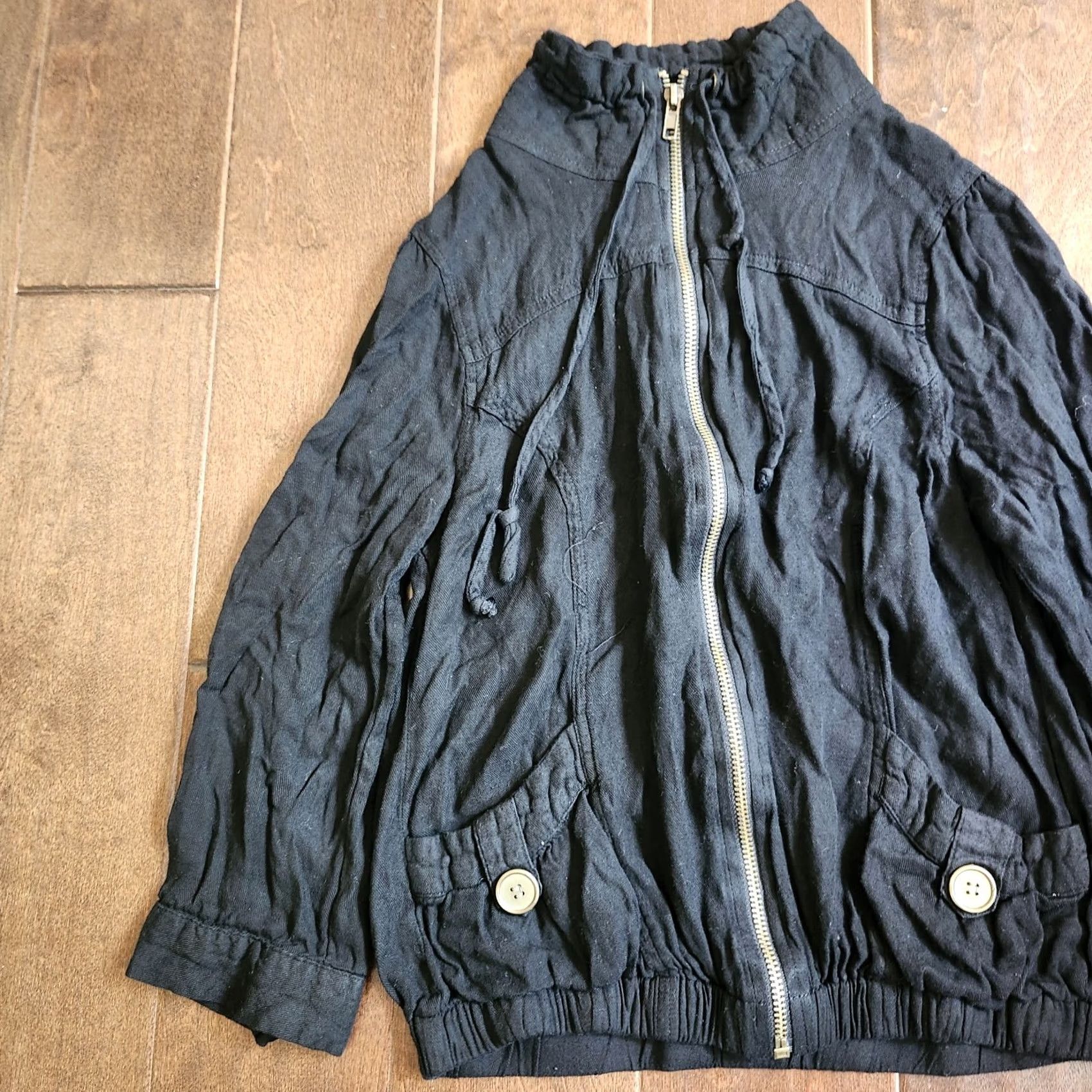 Vintage Mine Juniors Jacket Lightweigh t Black Full Zip Hip Length Sz Small Shirt Womens Small Black Knit Rayon Zipper Short Spring 90s Hippie Style Velvet? Size S / US 4 / IT 40 - 3 Thumbnail