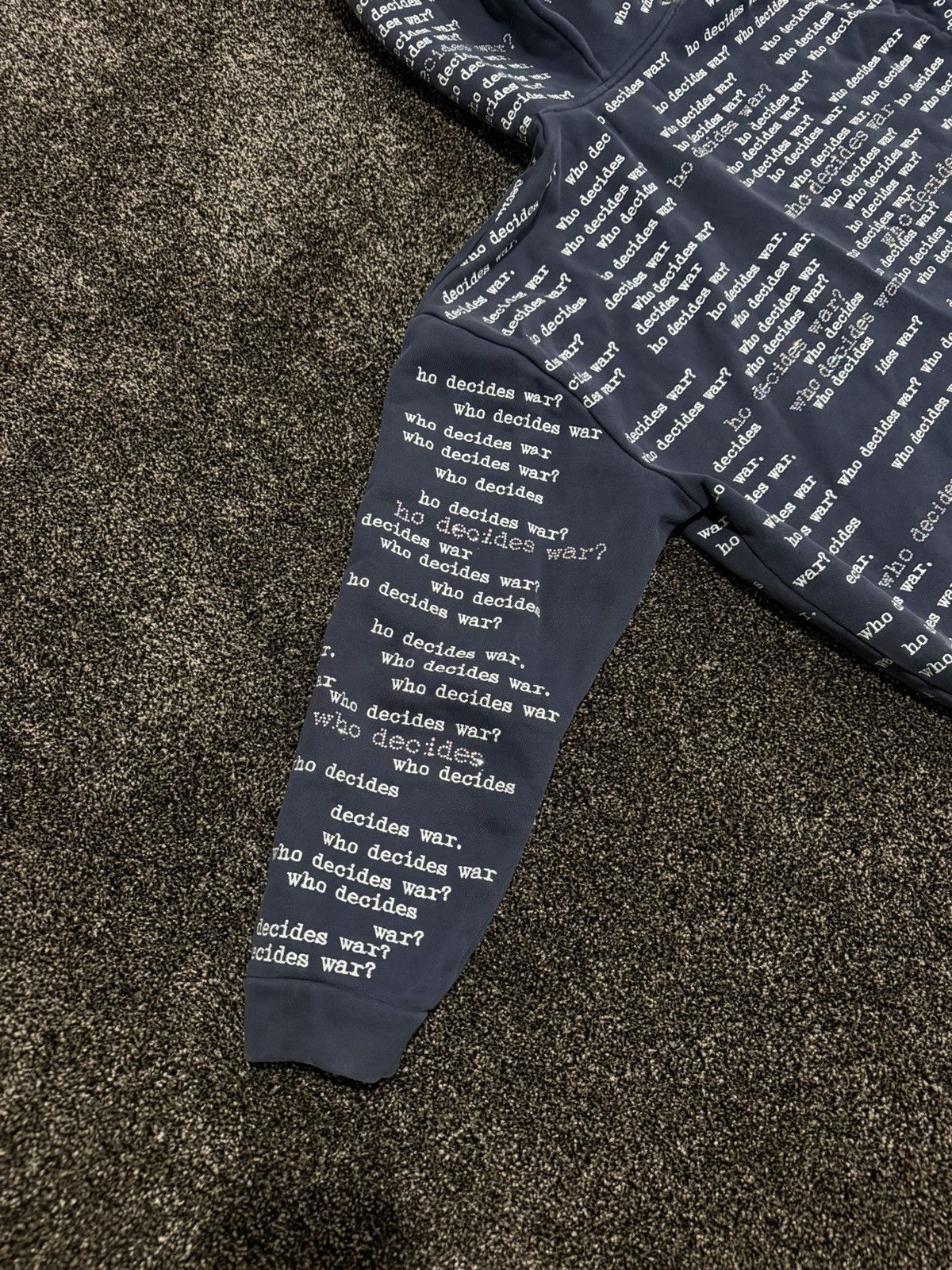 Who Decides War Who Decides War WDW Flared Scripture Dark Blue Hoodie Size US L / EU 52-54 / 3 - 16 Thumbnail