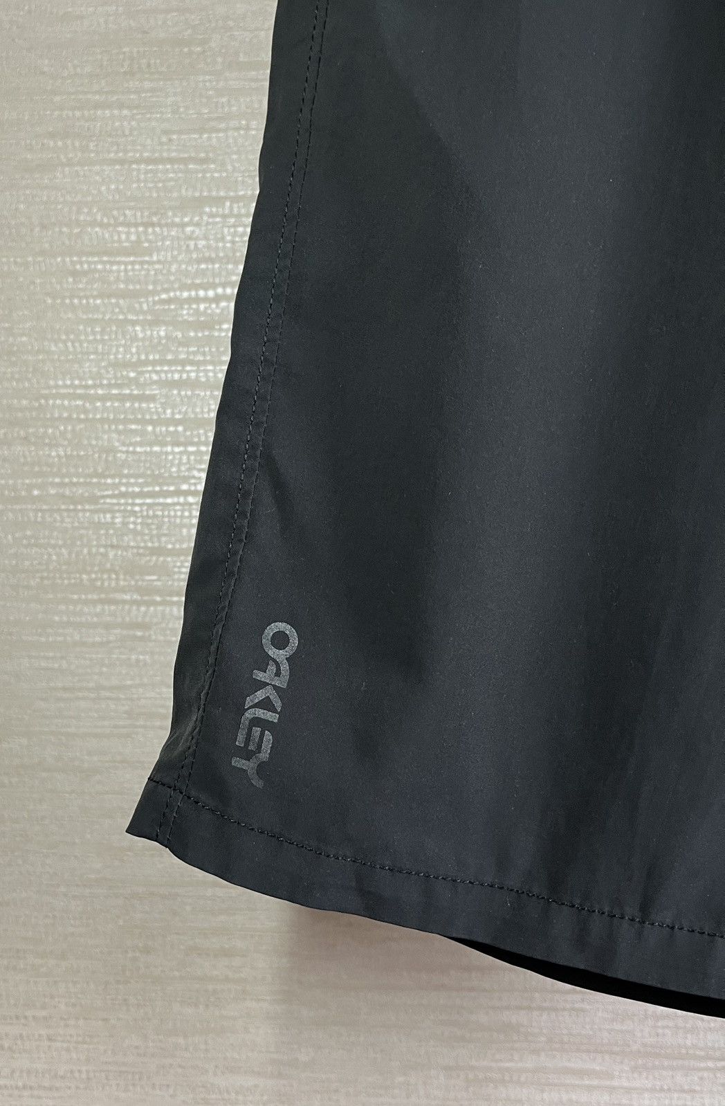 Oakley Oakley Men's Board Shorts Swim Trunks Size US 32 / EU 48 - 2 Thumbnail