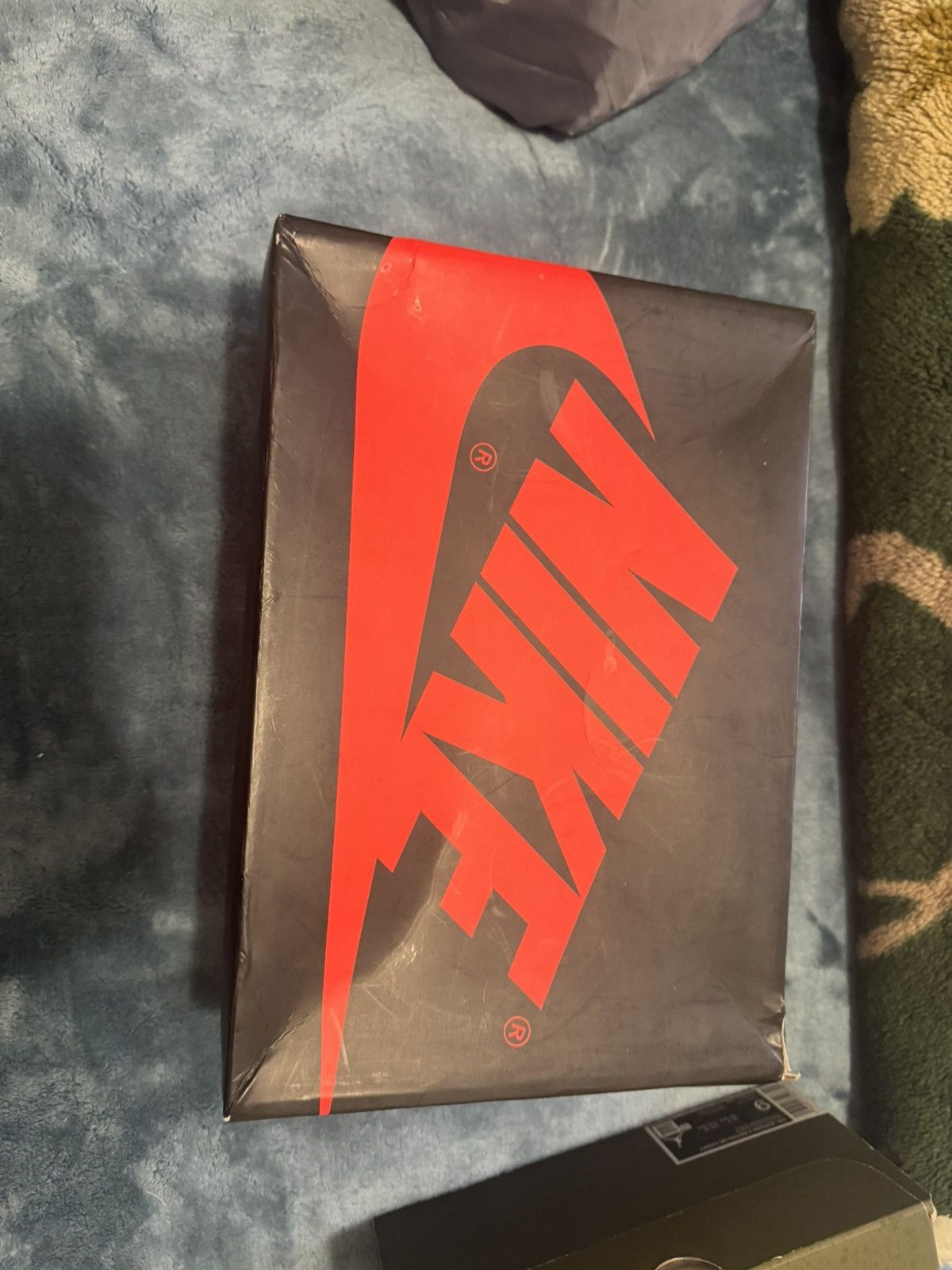 Nike Jordan 1 hyper royal Size US 9 / EU 42 - 10 Thumbnail