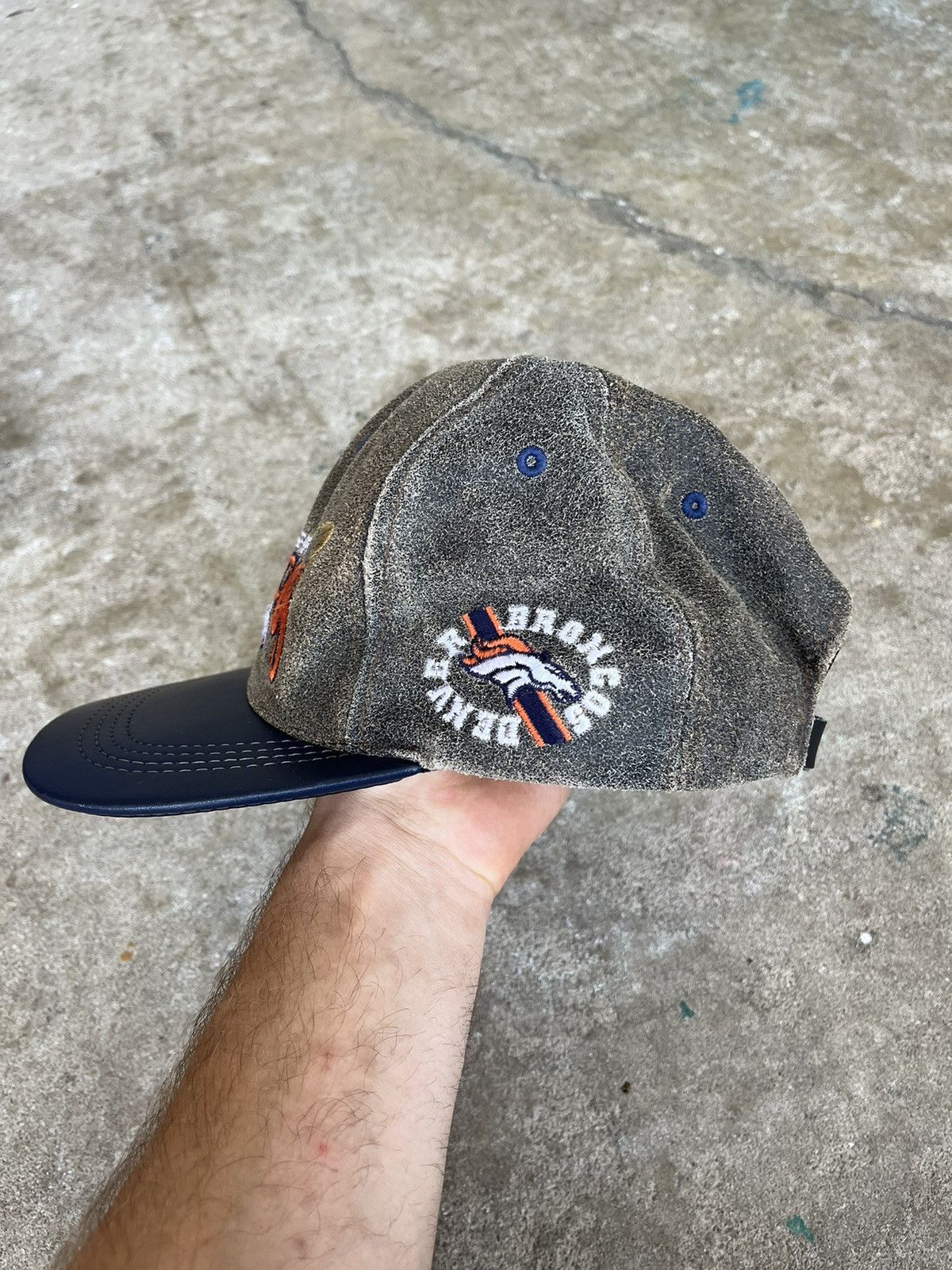 Genuine Leather × NFL NFL Denver Broncos Leather SnapBack Size ONE SIZE - 4 Thumbnail