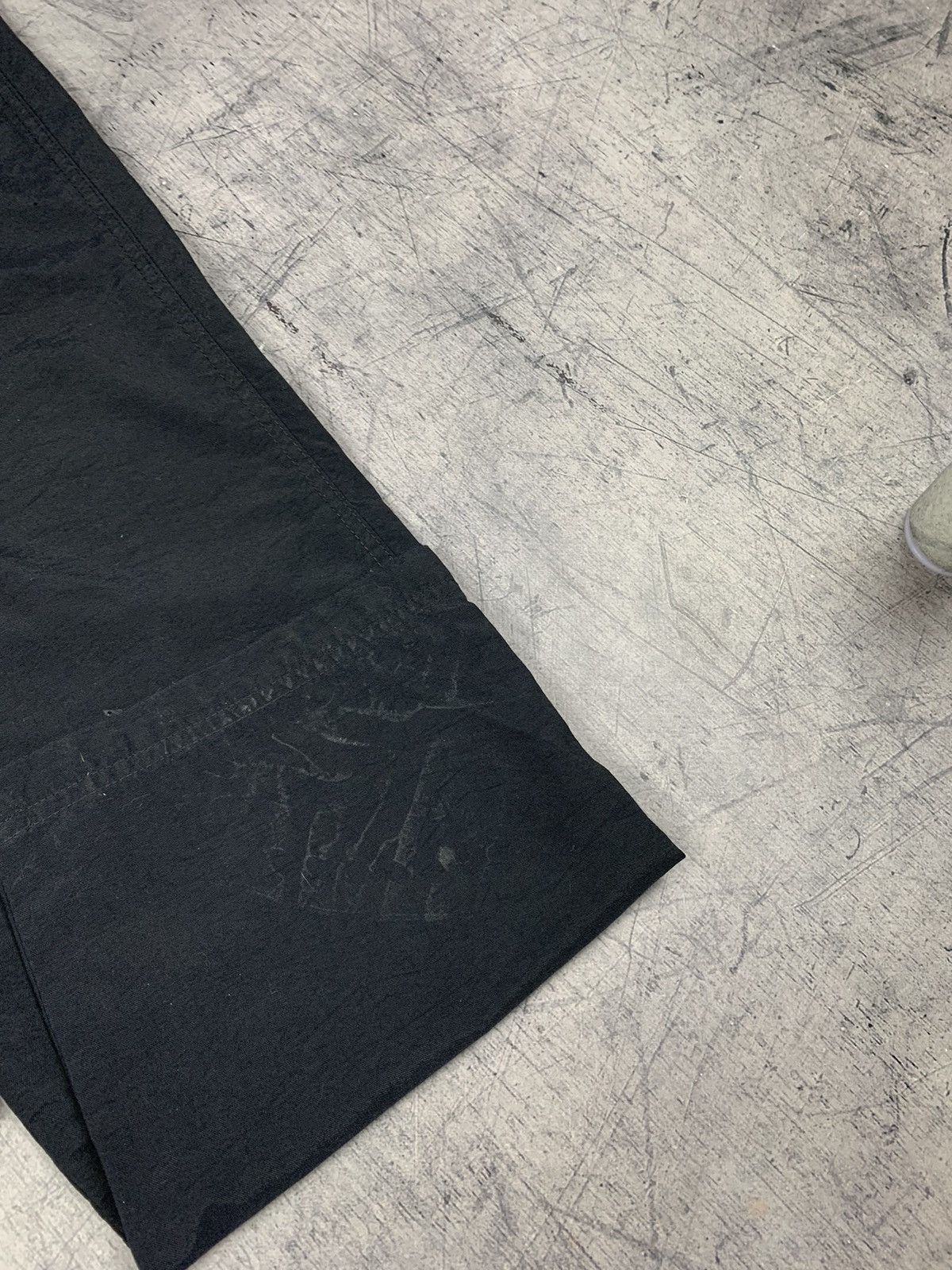 Nike Hype Iconic Vintage Nike Swoosh Nylon Parachute Pants M size Size US 30 / EU 46 - 10 Thumbnail