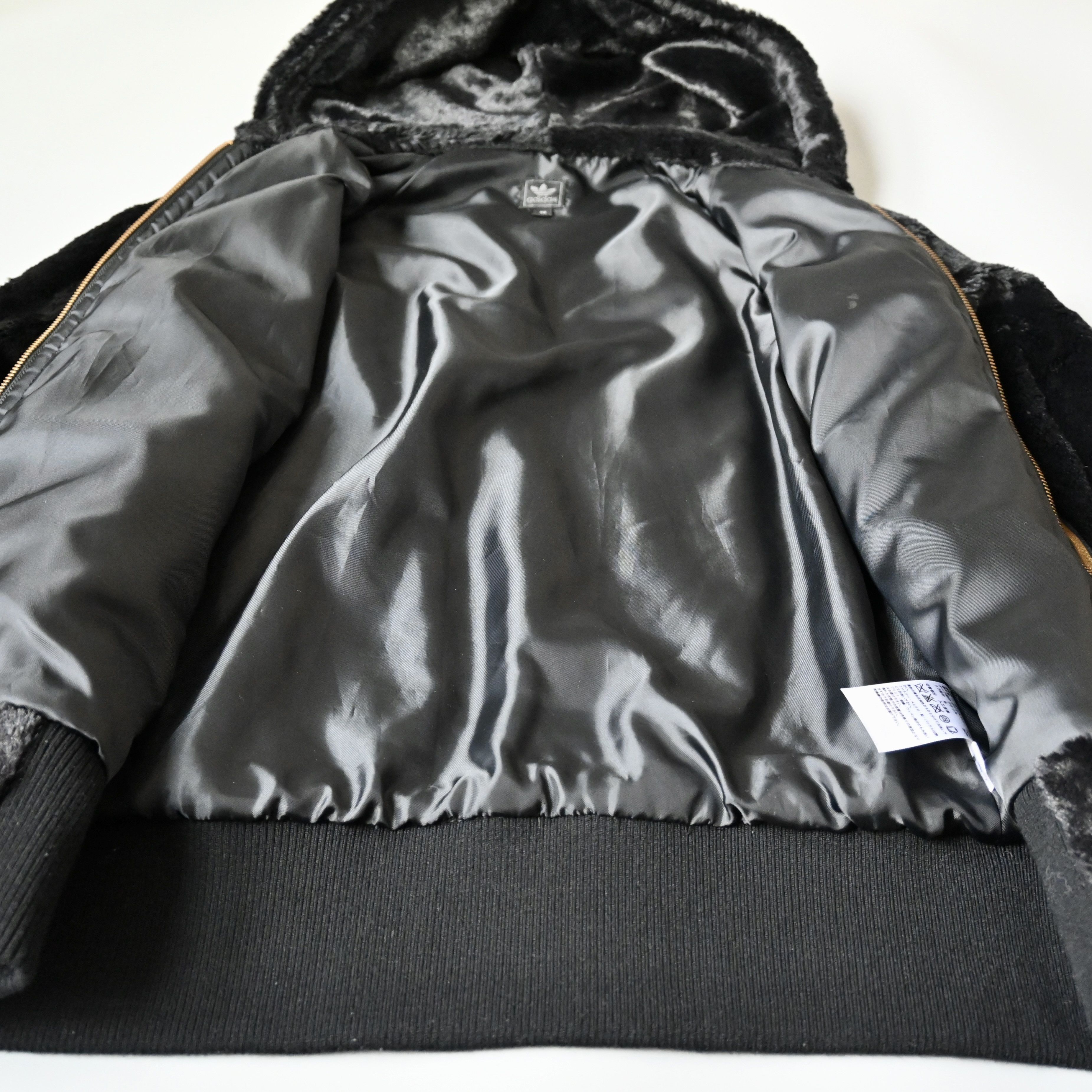 Adidas 2010s Adidas faux fur hooded jacket, gold three striped, XS Size US XS / EU 42 / 0 - 6 Thumbnail