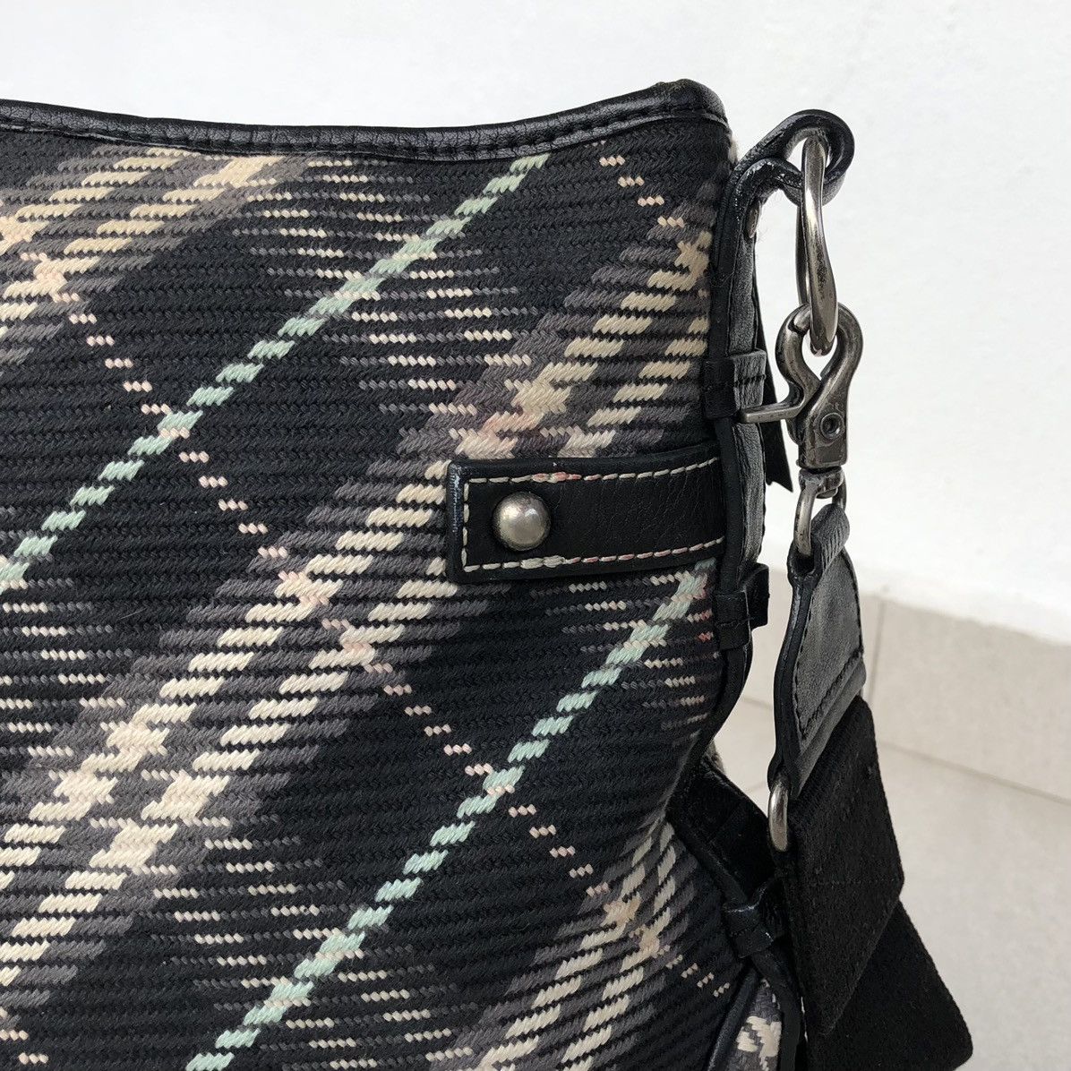Burberry Authentic BURBERRY Blue Label Nova Check Shoulder Bag Size ONE SIZE - 14 Thumbnail