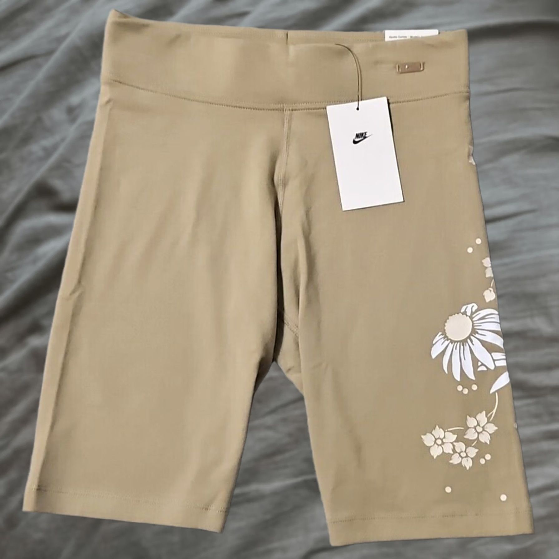 Nike Nike Women's Garden Party Tight Fit Bike Shorts NWT Light Brown Small Yoga Activewear Shorts Tennis Running Gym Size 28" / US 6 / IT 42 - 1 Thumbnail