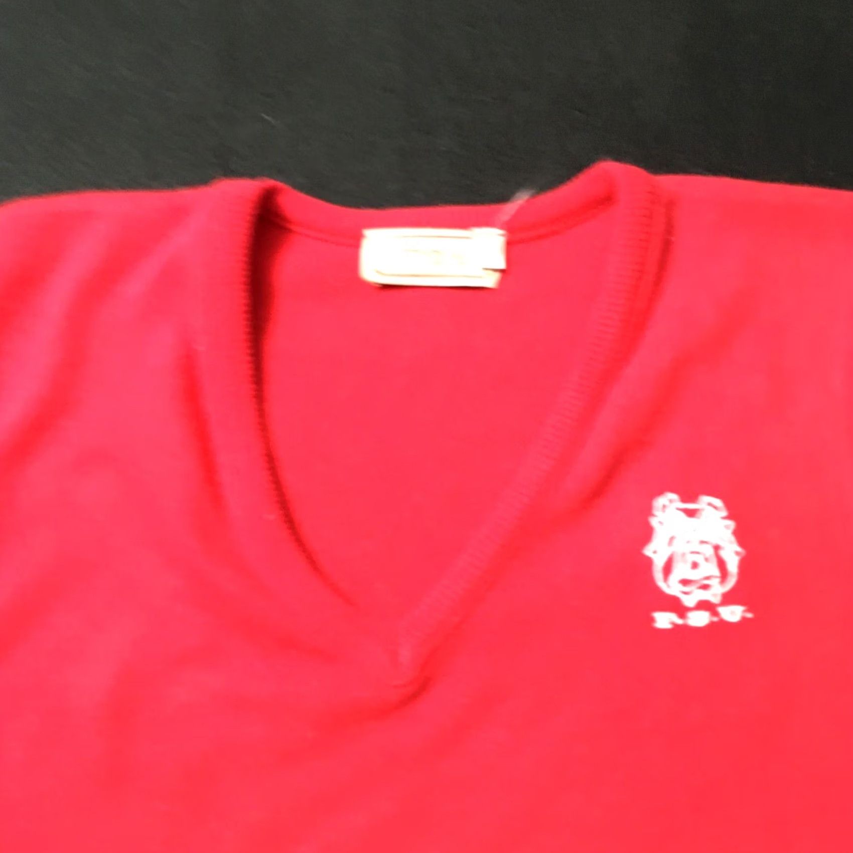 Vintage VINTAGE gottschalks Red Men’s V Neck Sweater L Long Sleeve Pullover Casual 1990s Fresno State Mens Size US L / EU 52-54 / 3 - 2 Thumbnail