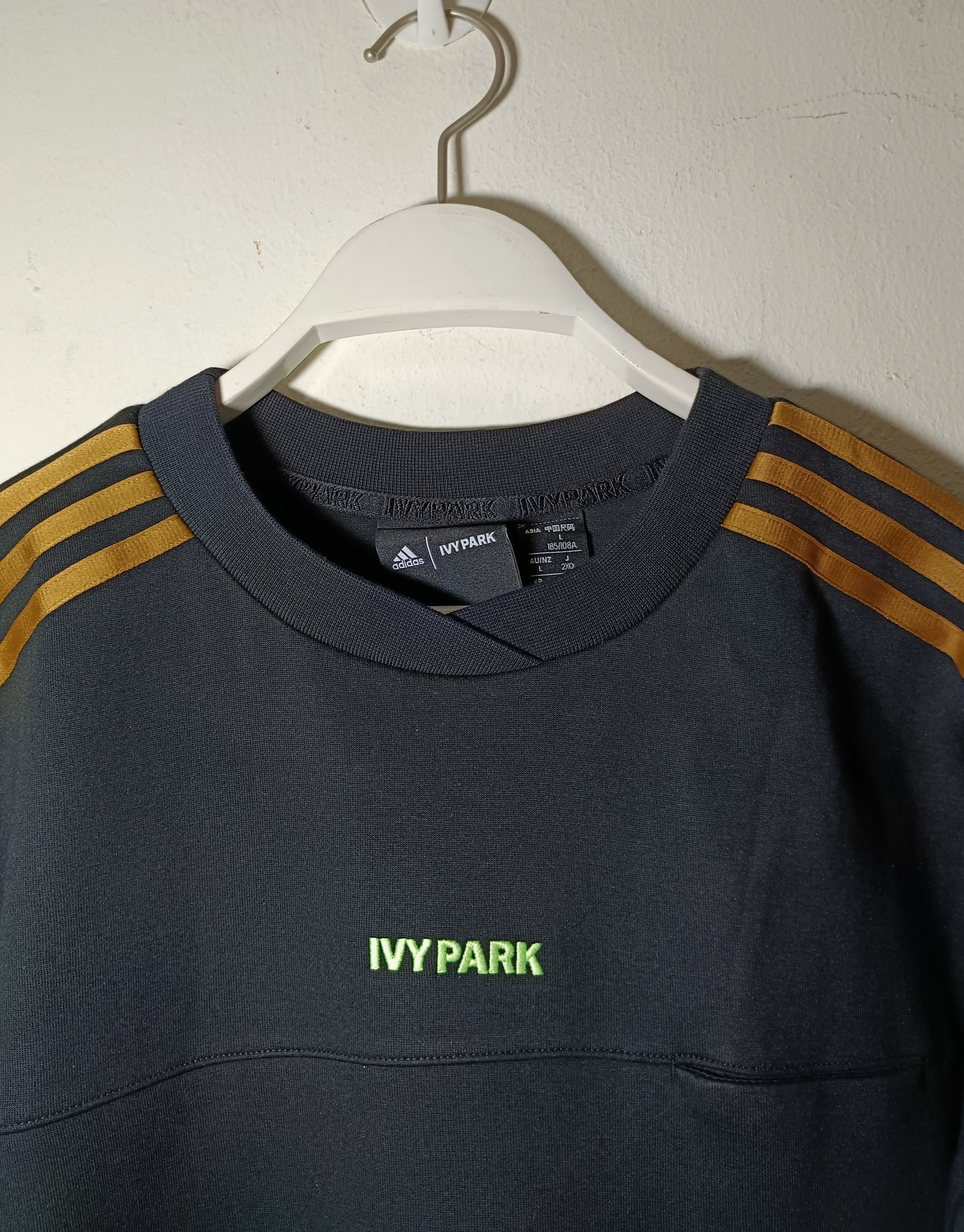 Adidas × Hypebeast × Ivy Park Adidas Ivy Park Long Sleeve Crewneck Sweatshirt Oversized Size US L / EU 52-54 / 3 - 4 Thumbnail