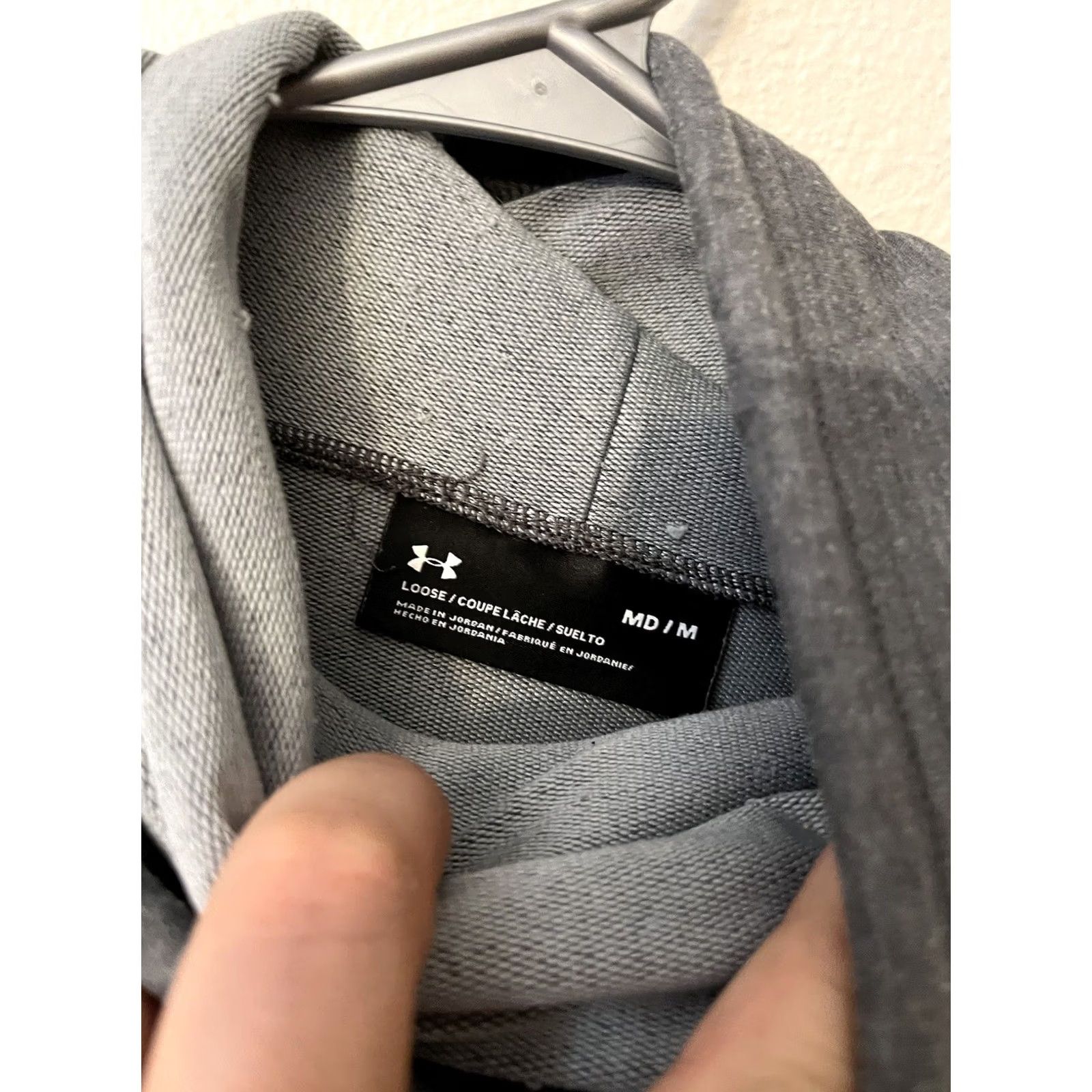 Under Armour Under Armour Sweater Women’s Medium Gray Cowl Neck Pockets Size M / US 6-8 / IT 42-44 - 2 Thumbnail