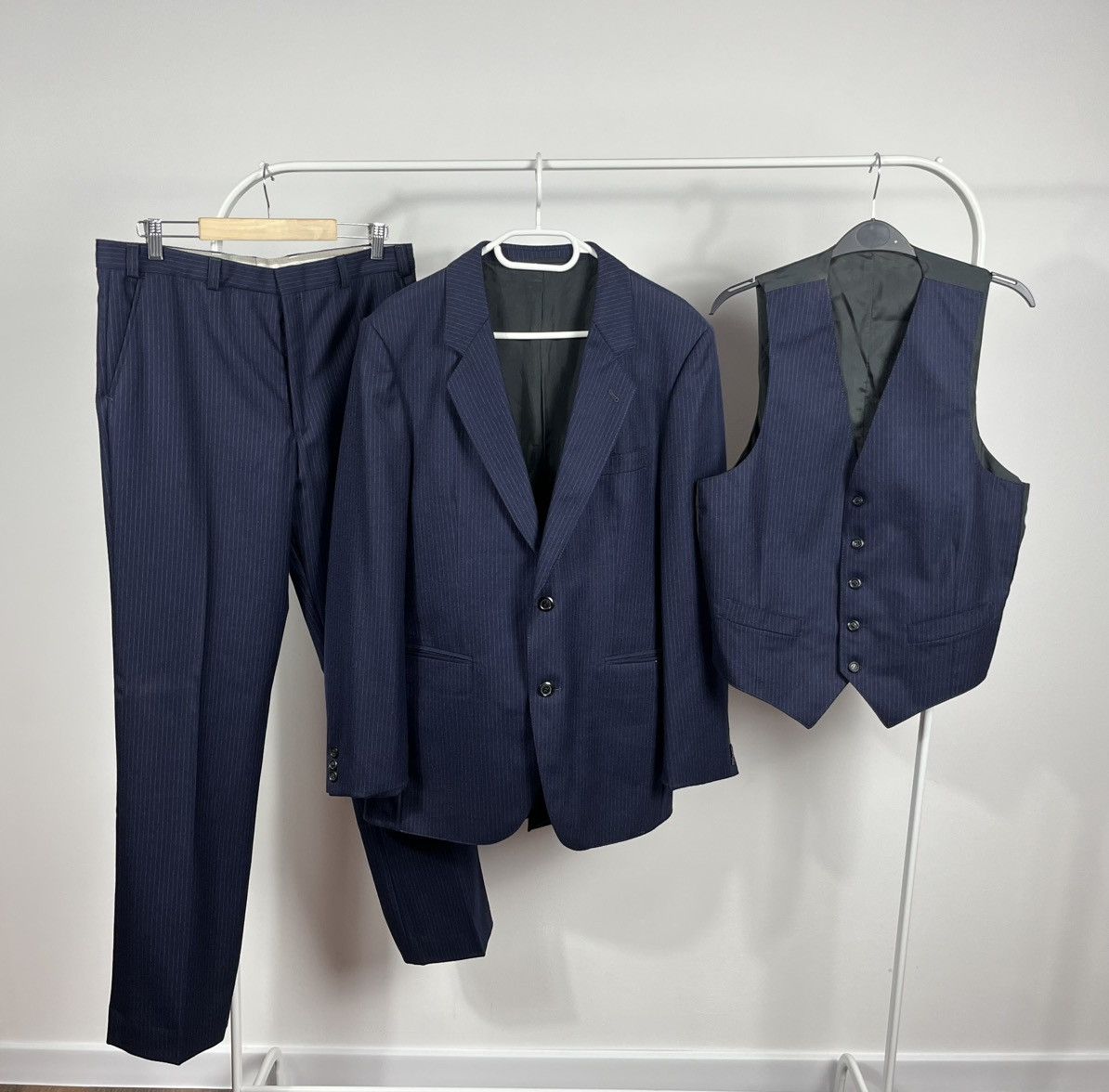 Vintage Wool 3-Piece Suit Pinstripe 40R Blazer Vest Pants