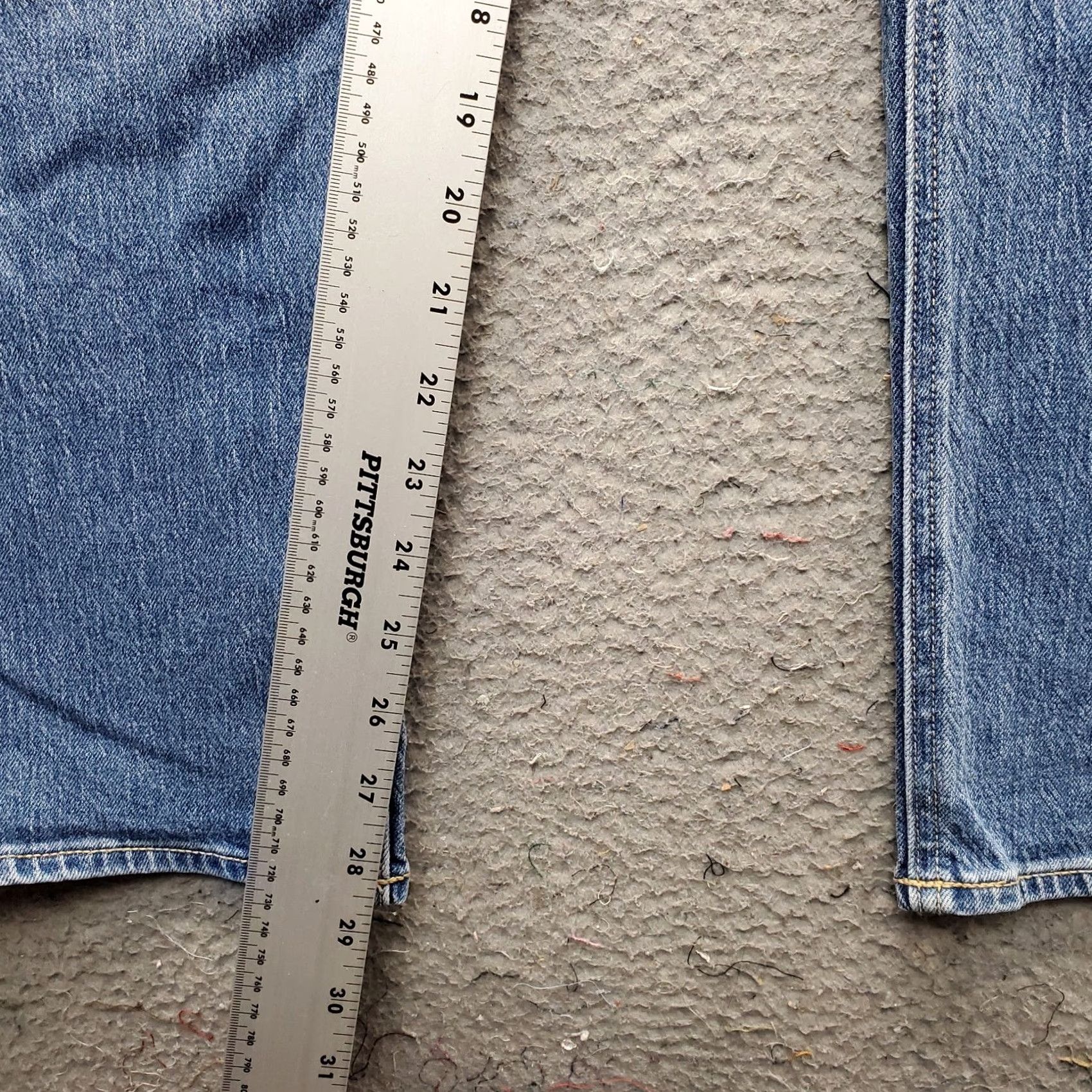 Old Navy Old Navy Wow Jeans Womens 14 Blue Denim Mid Rise Tapered Leg Whiskered Boyfriend Jeans Size 36" / US 14 / IT 50 - 4 Thumbnail