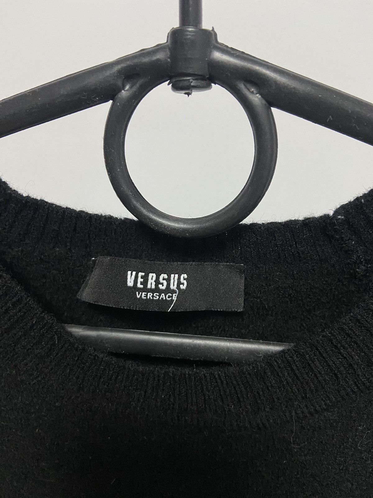 Versace × Versus Versace × Vintage Versace versus sweater wool vintage 90s nylon pocket logo Size US M / EU 48-50 / 2 - 5 Thumbnail