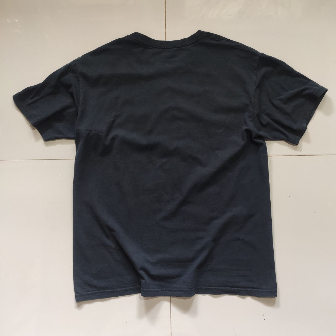 Vintage ATTACK ON TITAN SEASON 2 SHIRT Size US M / EU 48-50 / 2 - 2 Thumbnail