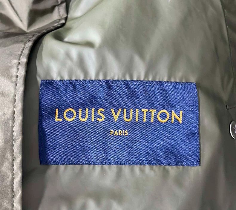Louis Vuitton Louis Vuitton Windbreaker Jacket with Minor Flaws-2508 Size US L / EU 52-54 / 3 - 7 Thumbnail