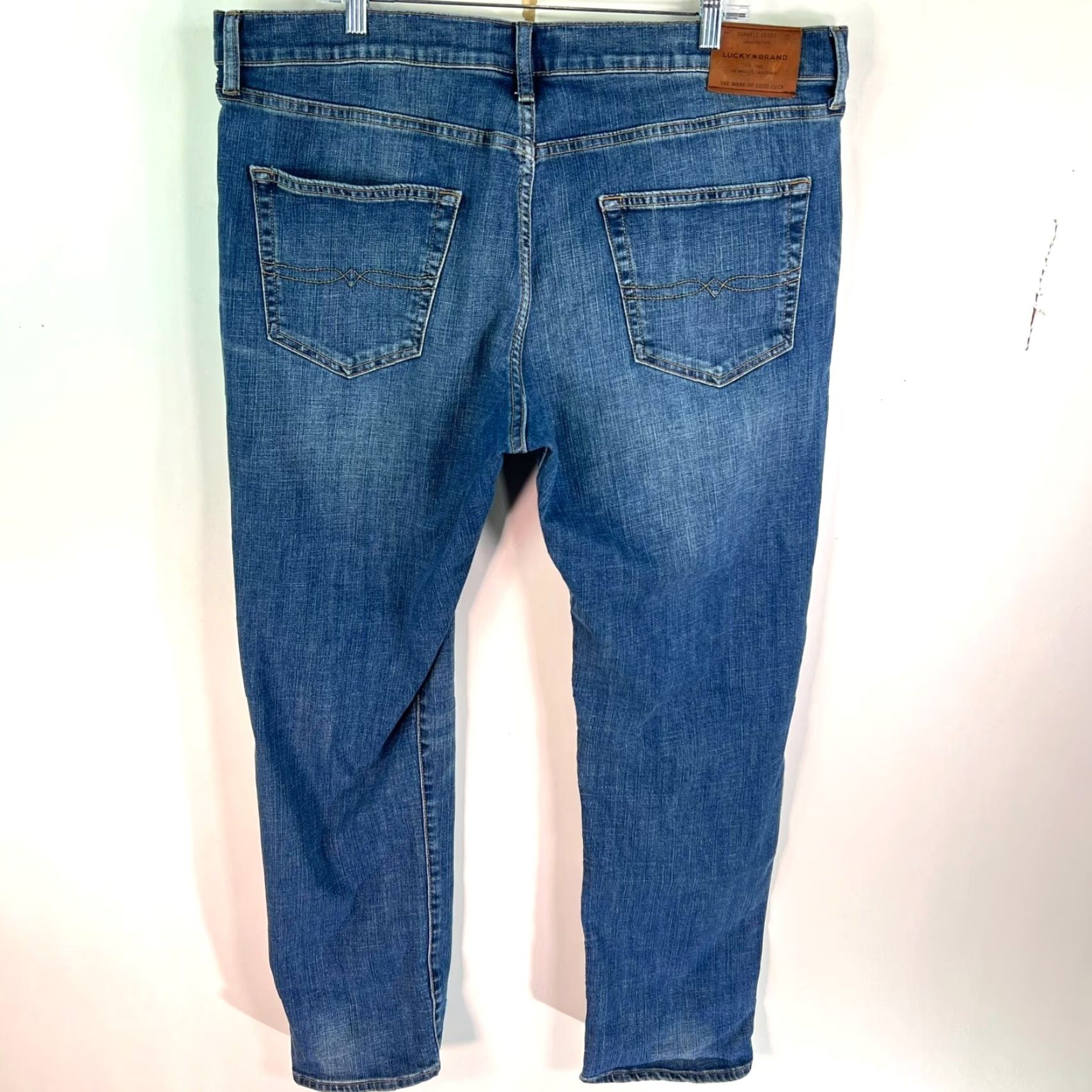 Lucky Brand Lucky Brand 410 Jeans Athletic Slim Straight Leg Size 40 32 Blue Mens Size US 40 / EU 56 - 6 Thumbnail
