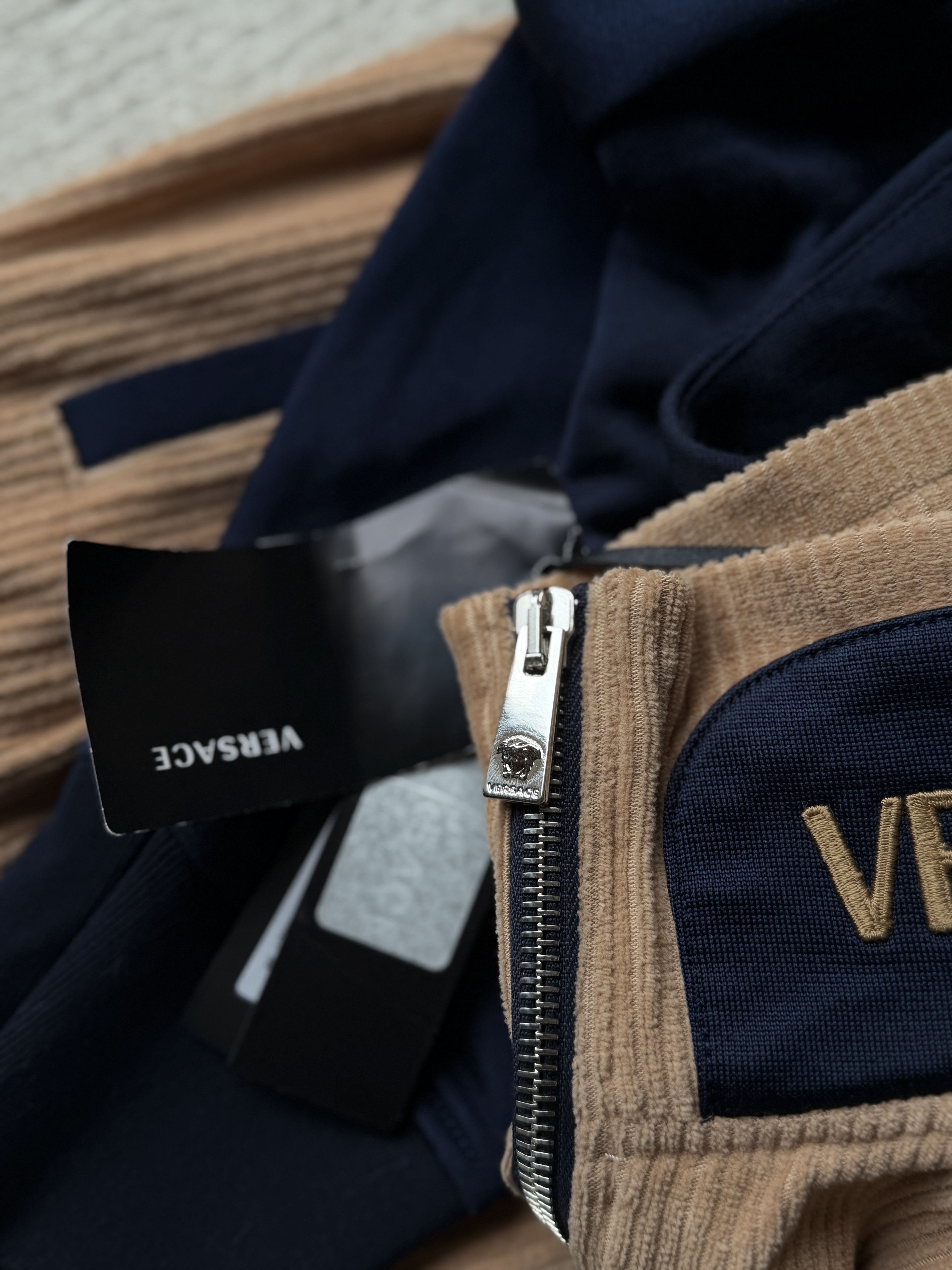 Versace Versace bomber tracksuit jacket Size US L / EU 52-54 / 3 - 4 Thumbnail