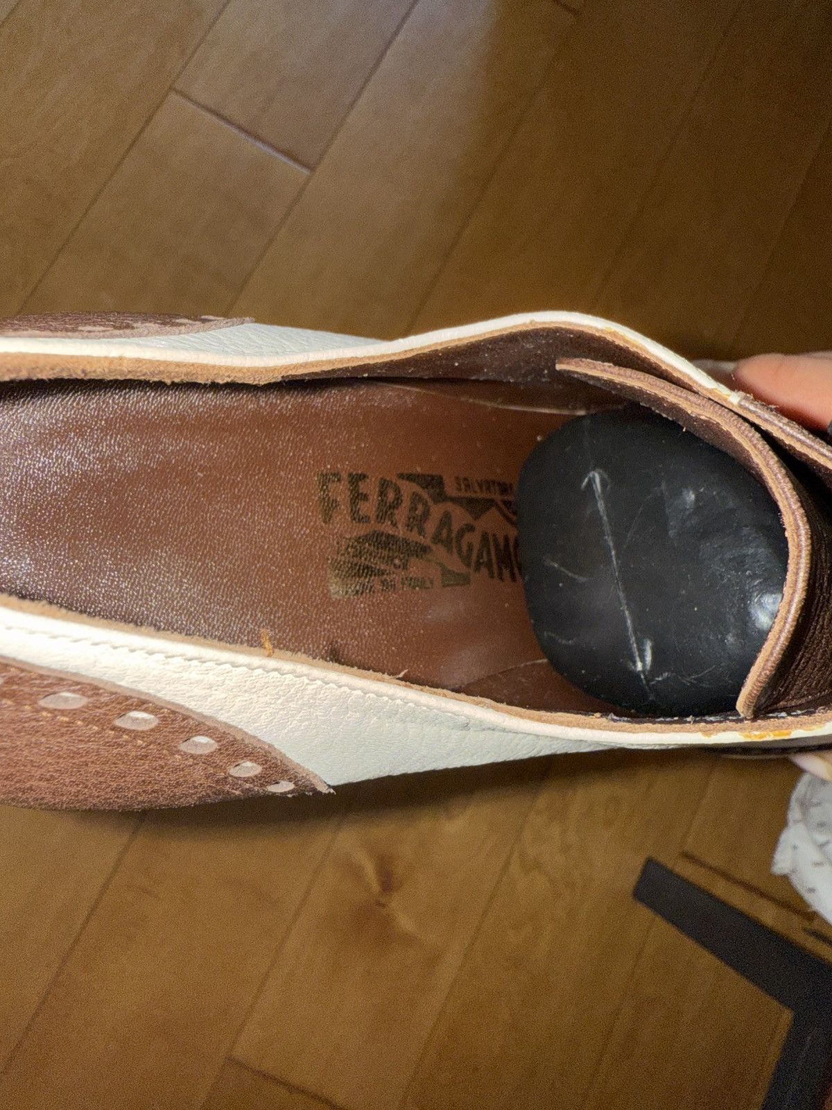Salvatore Ferragamo Salvatore Ferragamo Vintage Leather Shoes Size US 9.5 / IT 39.5 - 5 Thumbnail